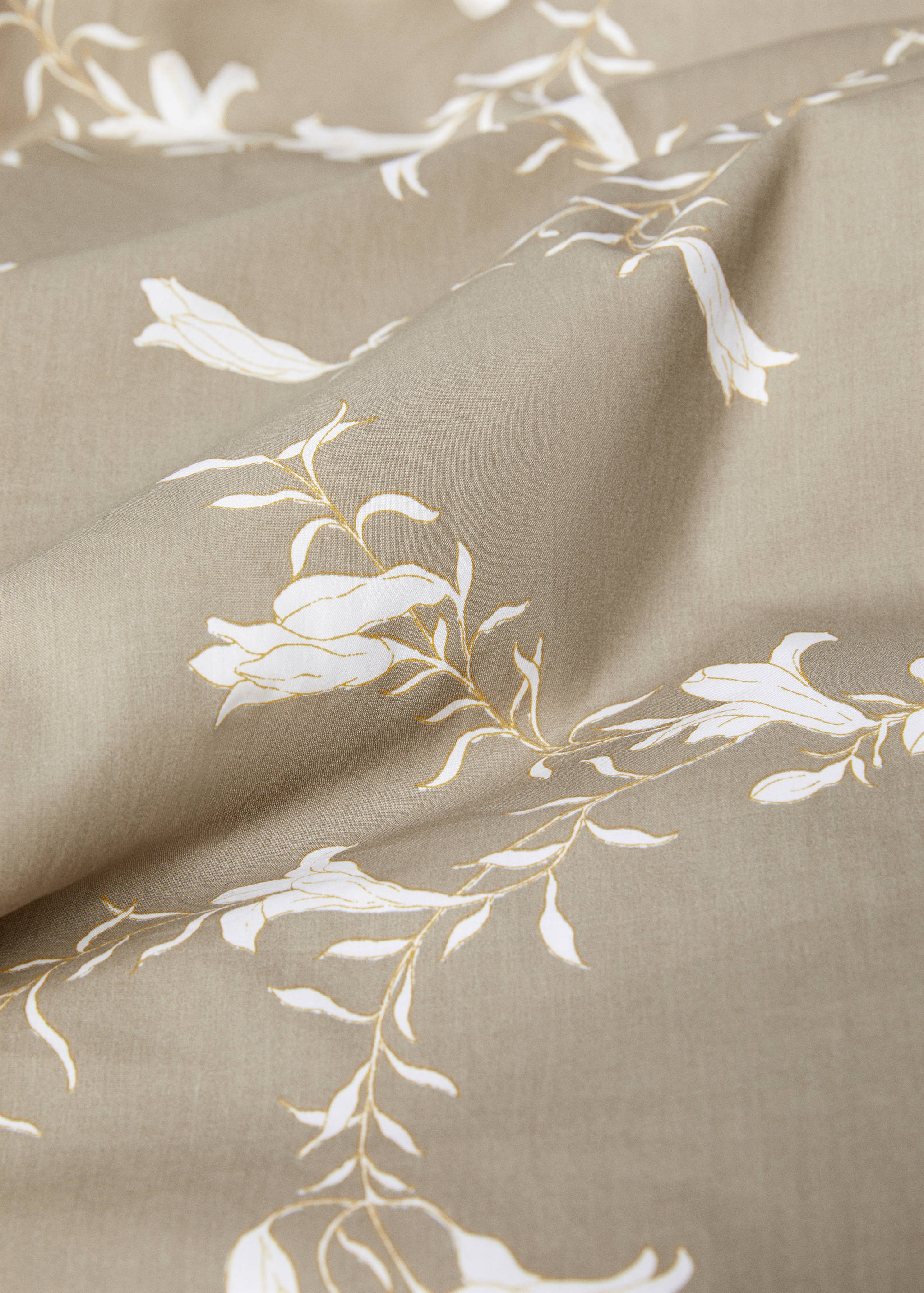 Duvet cover with contrasting flowers 150cm - Details of the article 1