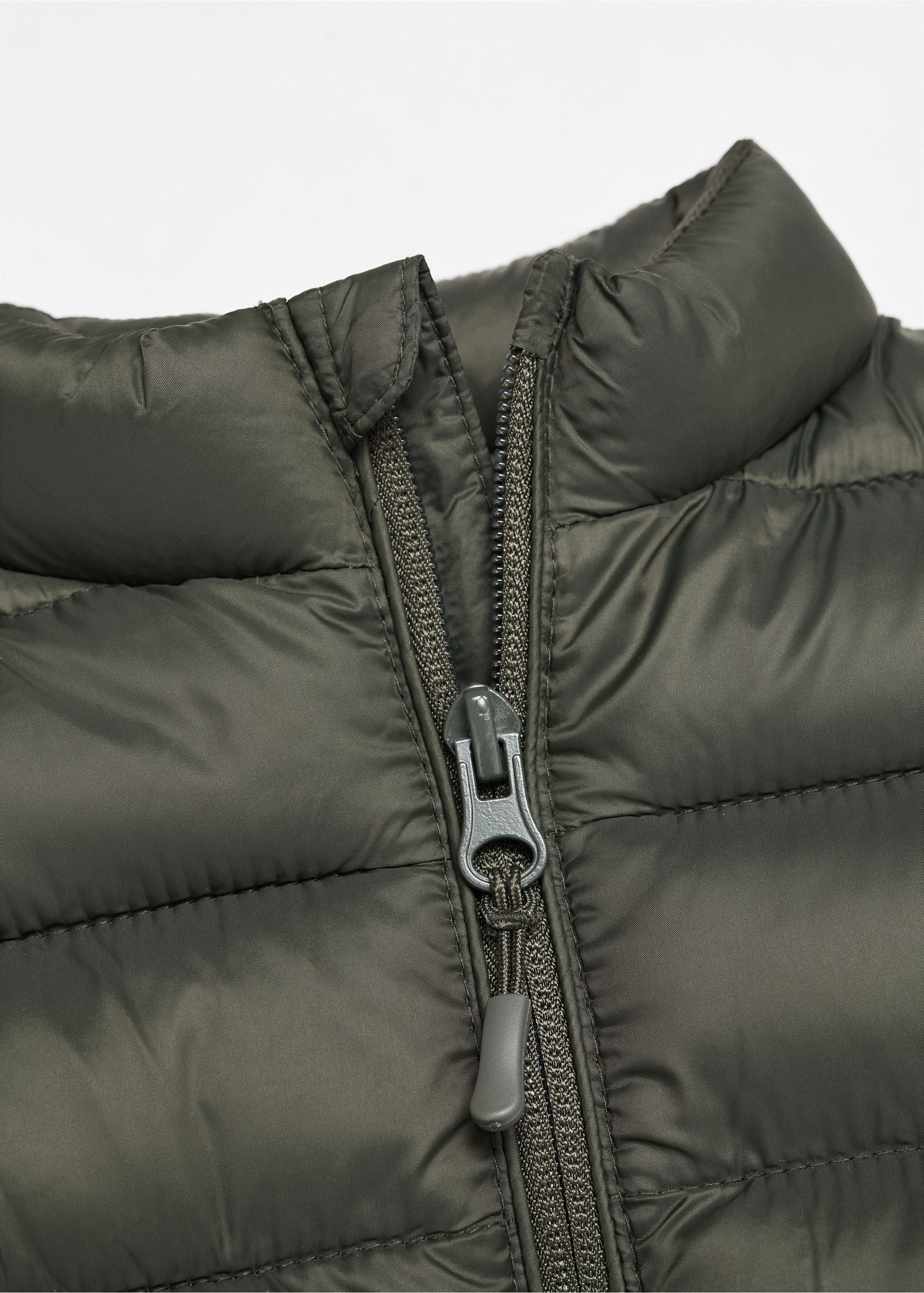 Quilted gilet - Details of the article 8