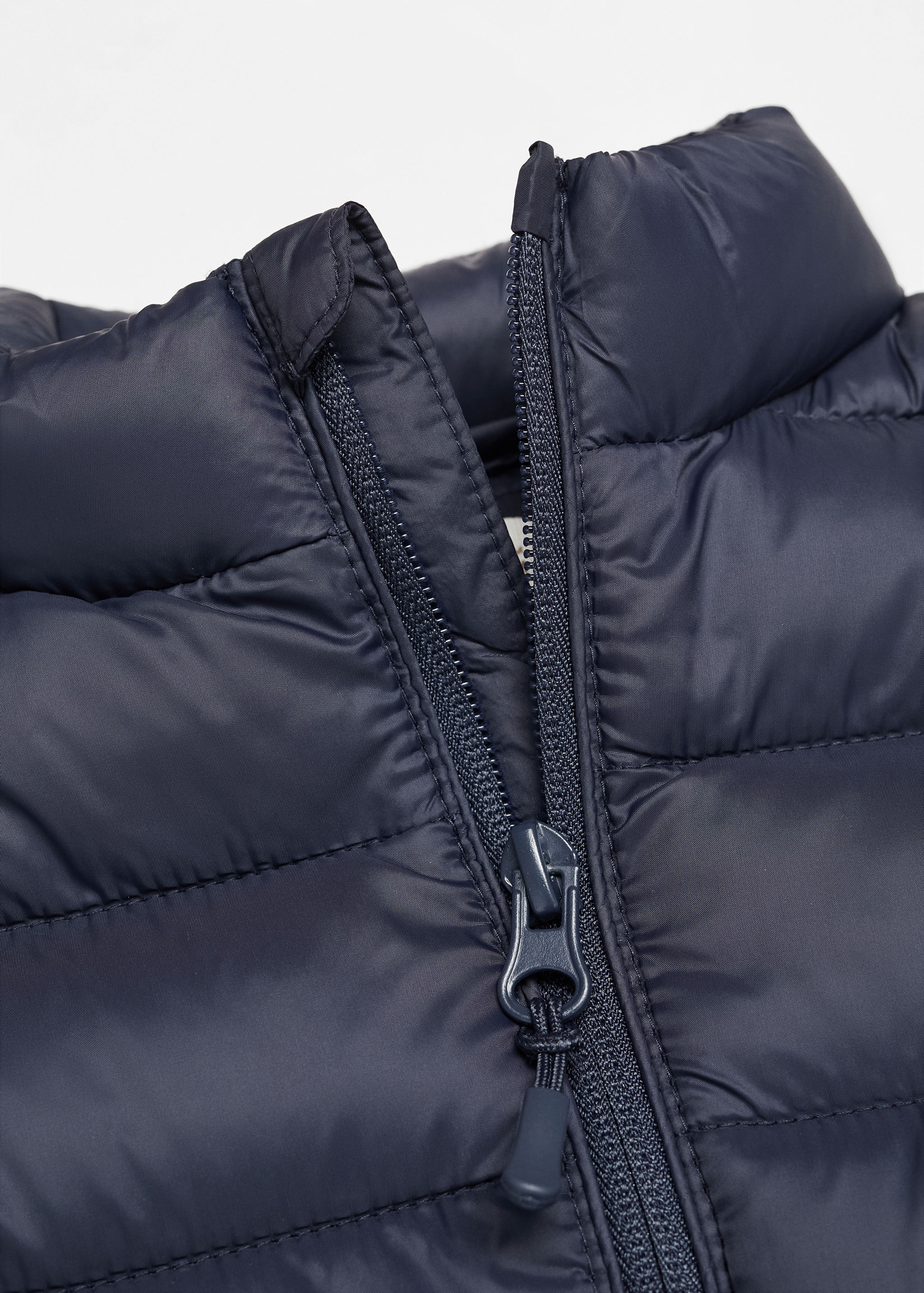 Quilted gilet - Details of the article 8