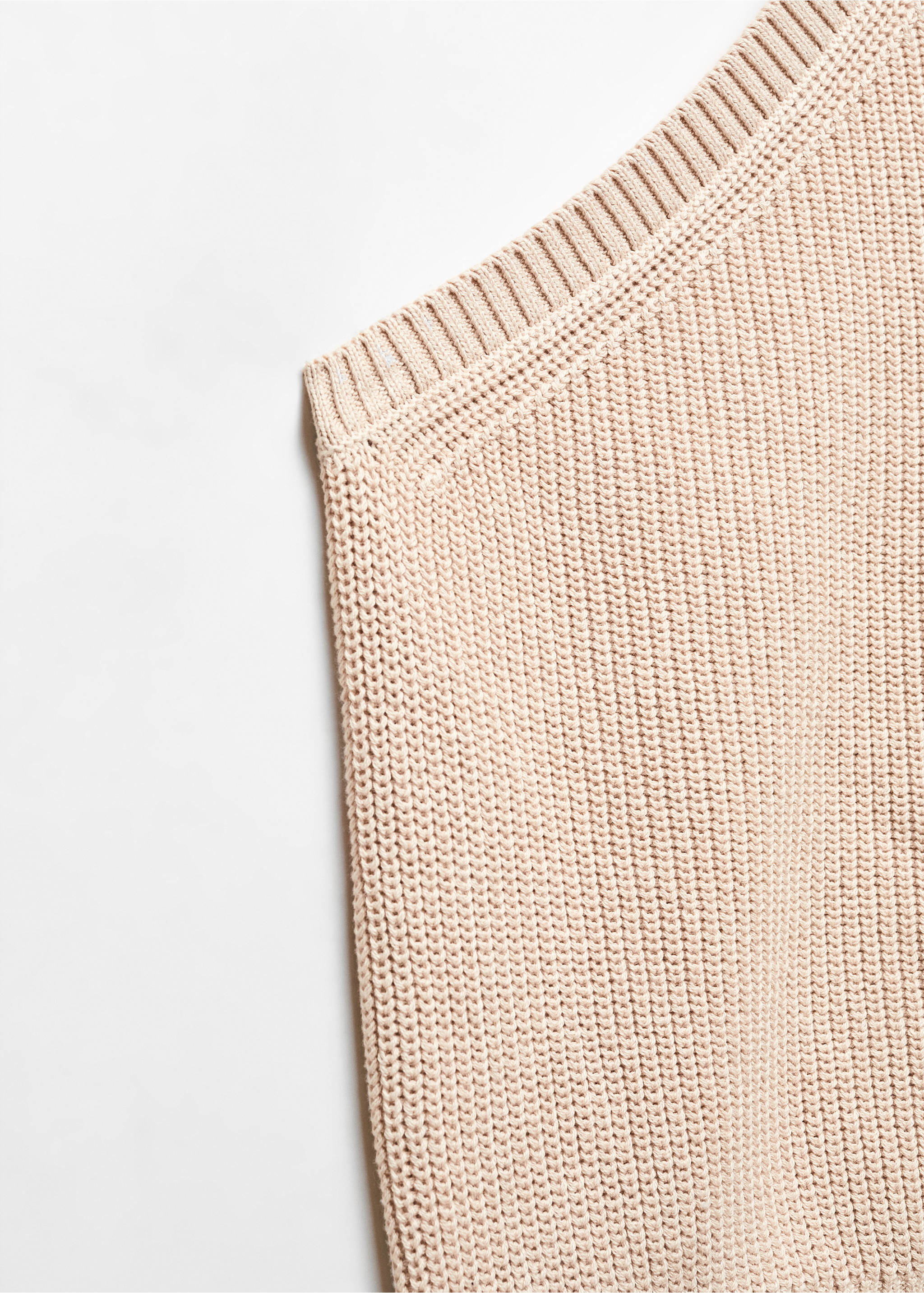 Asymmetric knit sweater - Details of the article 8, Beige. Ref: 67022528-00.