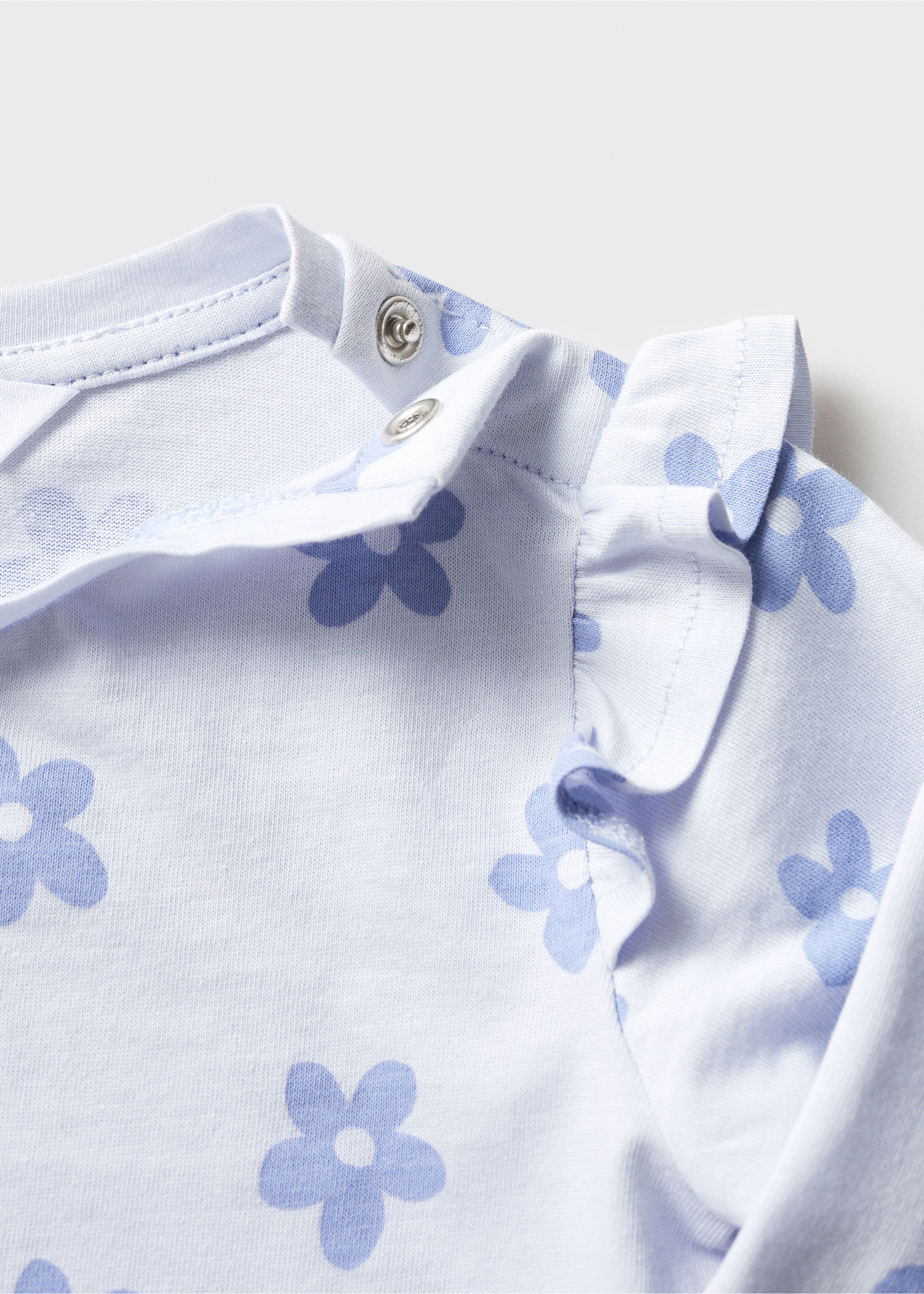 Camiseta detalle volante - Detalle del artículo 8