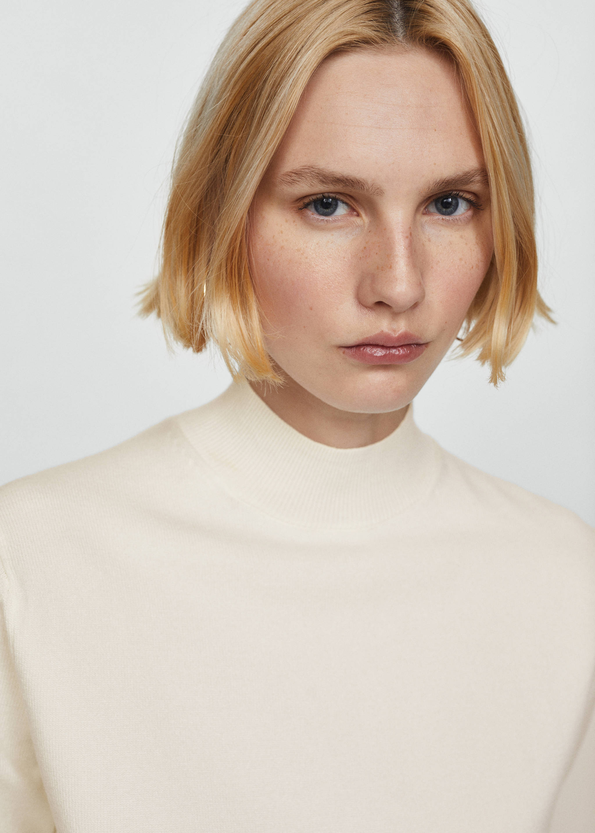 Knitted sweater with perkins neck - Details of the article 1