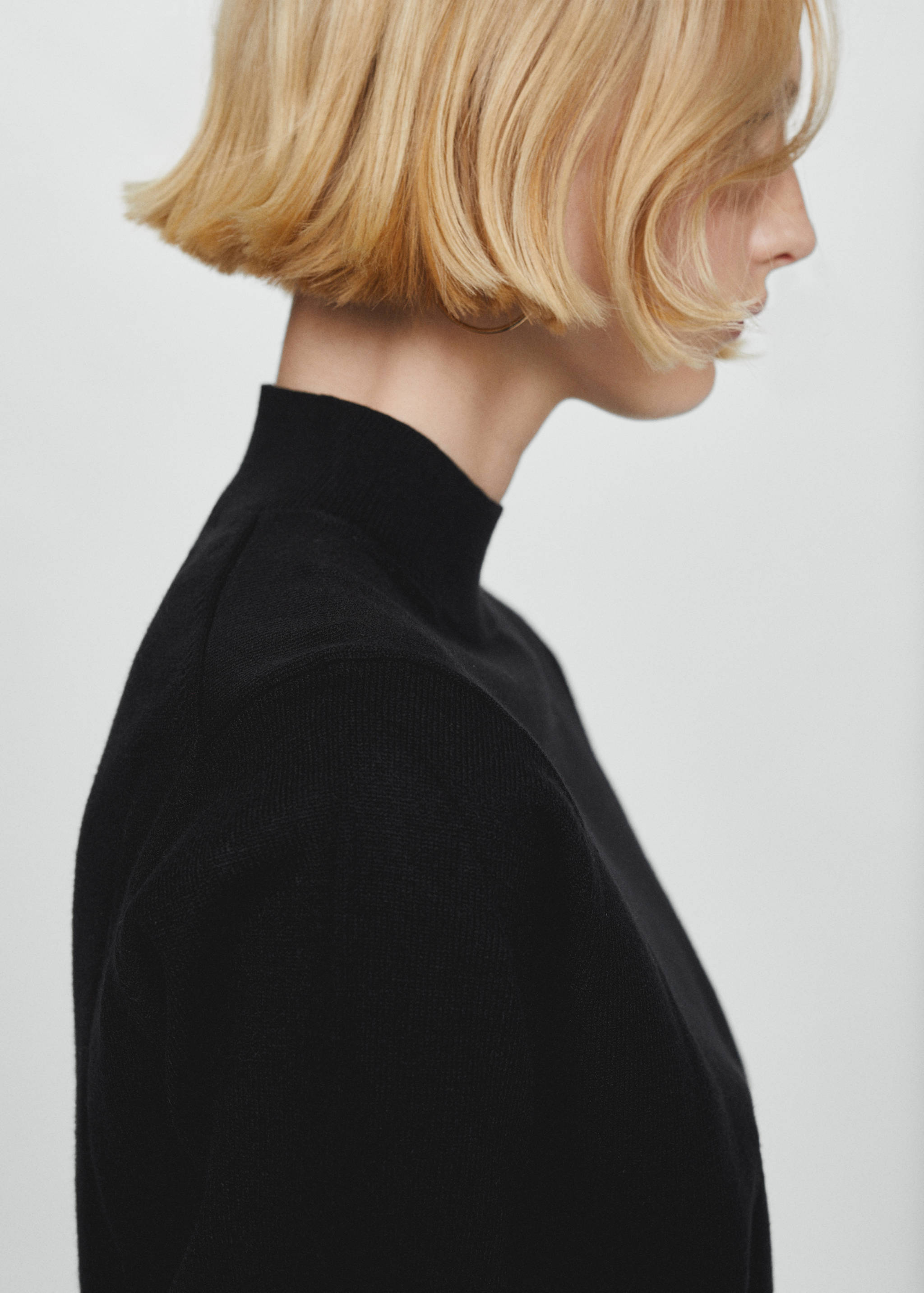 Knitted sweater with perkins neck - Details of the article 6