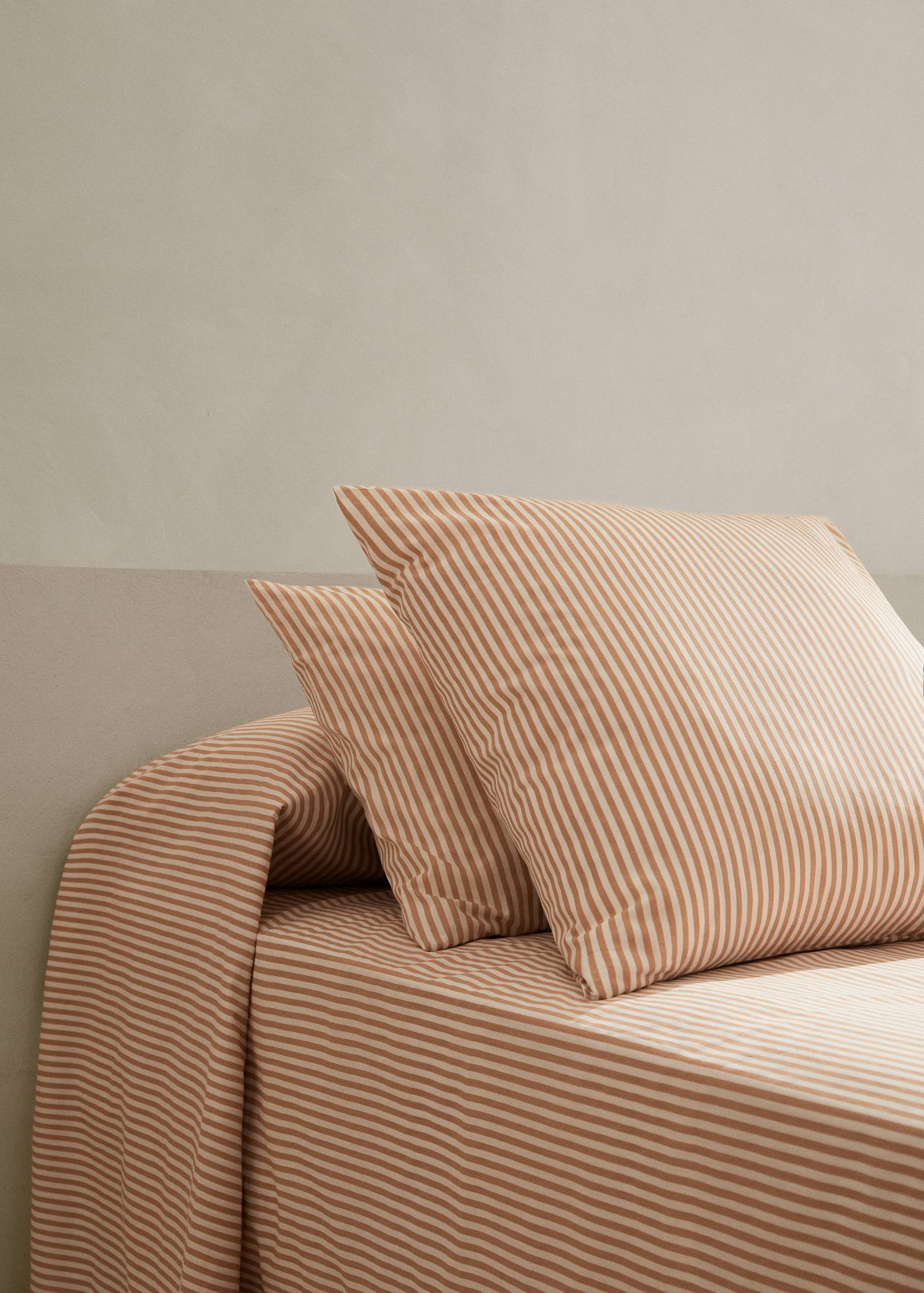 Striped cotton pillowcase 60x60cm (Pack of 2) - General plane