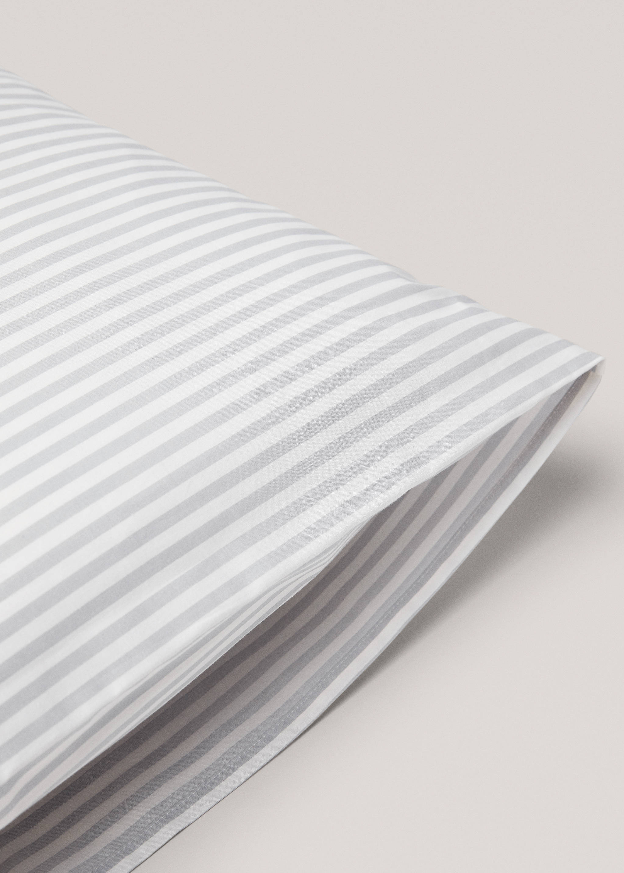 Striped cotton pillowcase 60x60cm (Pack of 2) - Details of the article 3