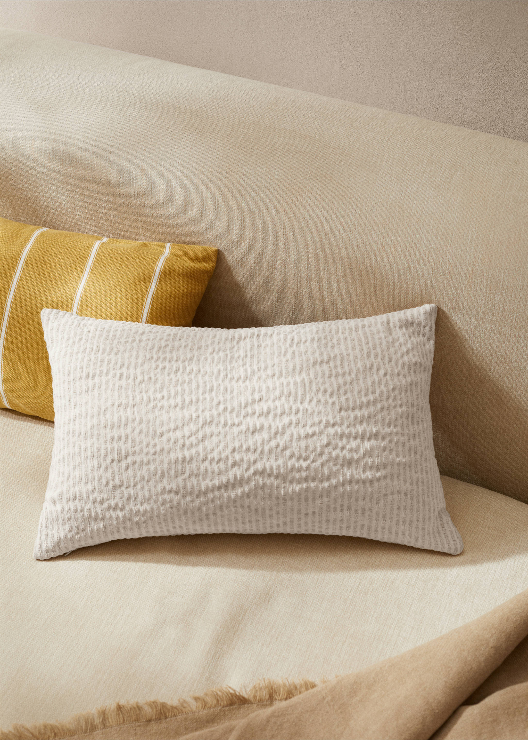 Housse de coussin texture rayures 30x50 cm - Plan général, Écru. Ref: 67024052-00.