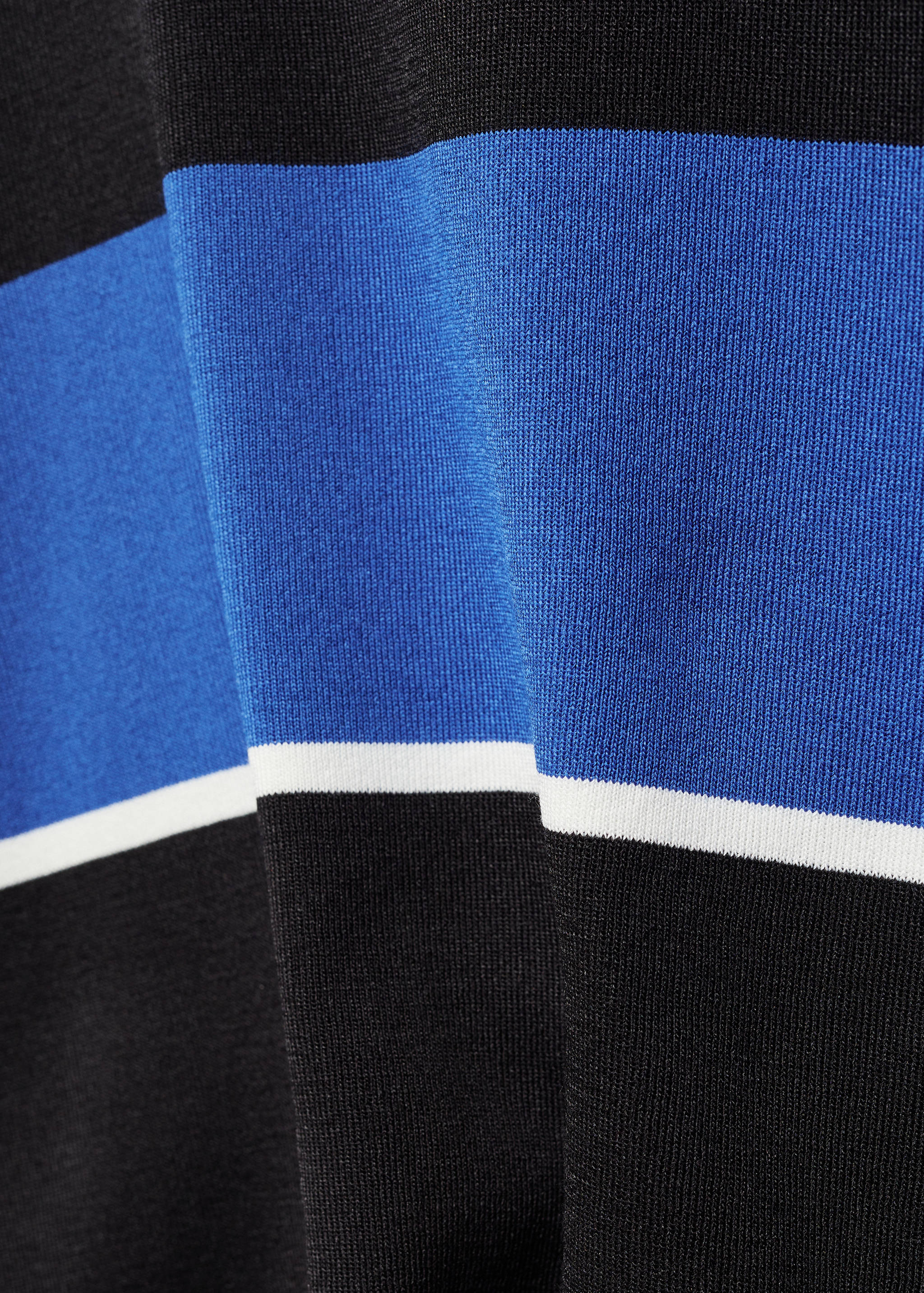 Round-neck knitted sweater - Details of the article 8