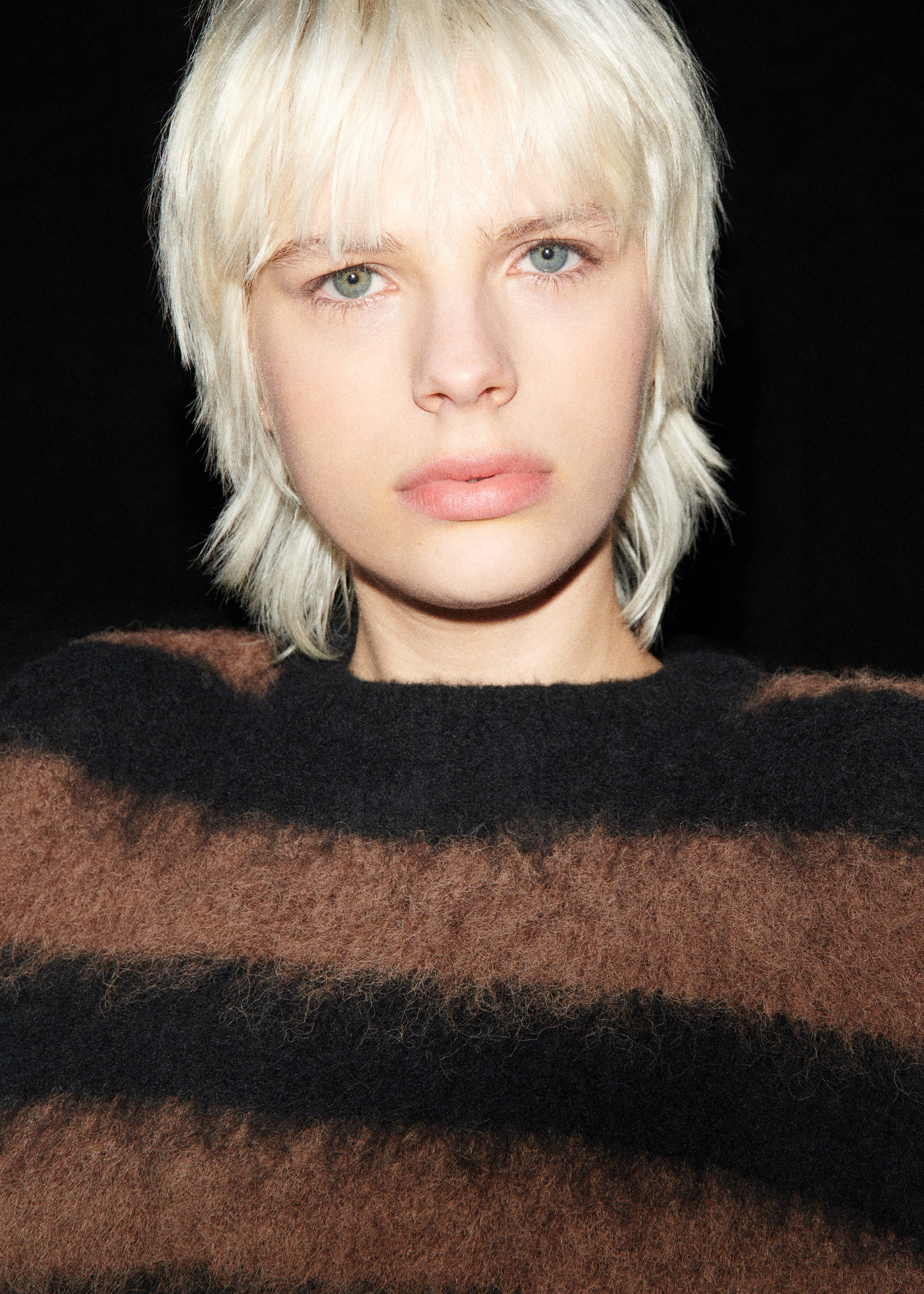 Pull-over en maille imitation fourrure - Détail de l'article 7