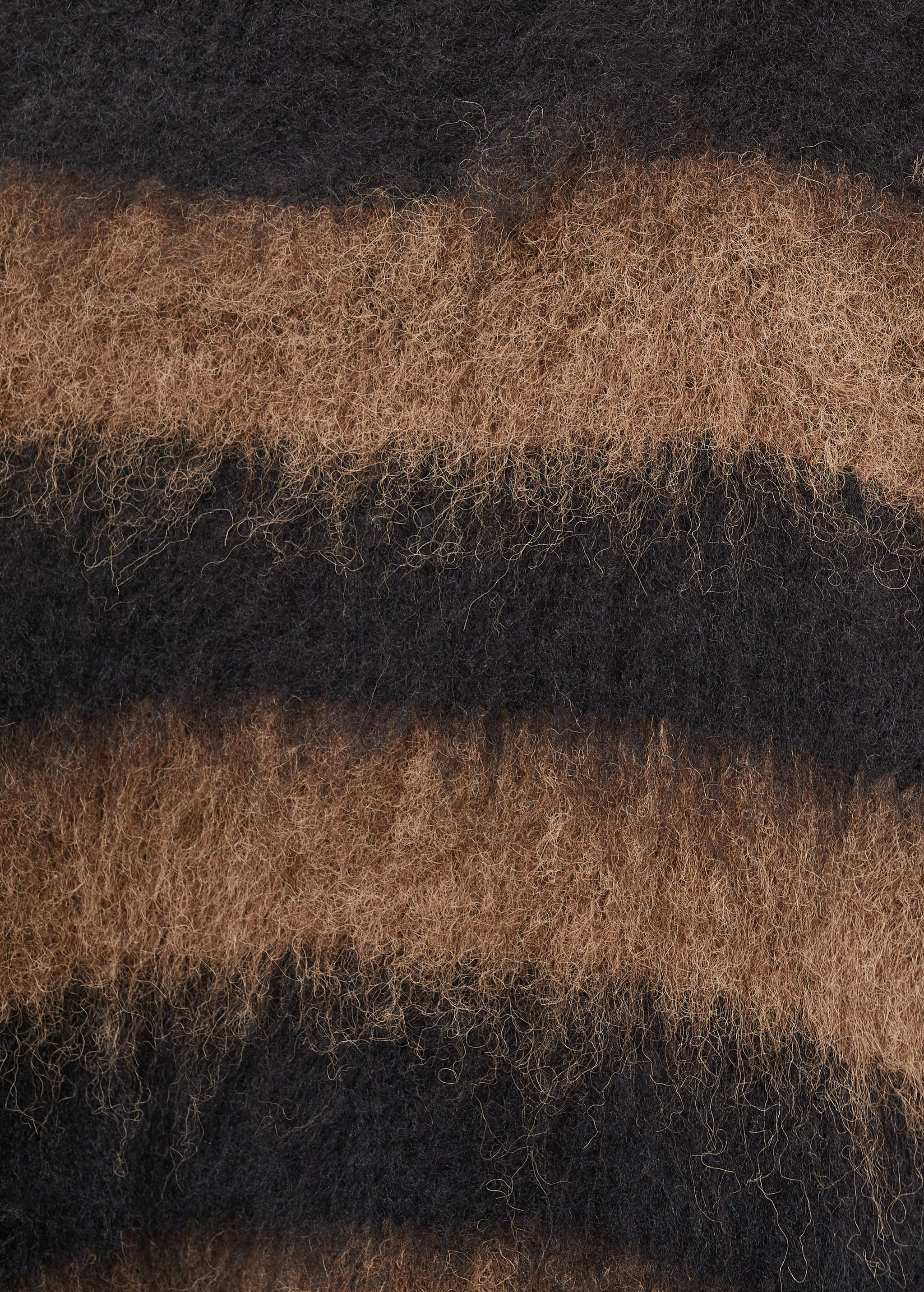 Pull-over en maille imitation fourrure - Détail de l'article 8