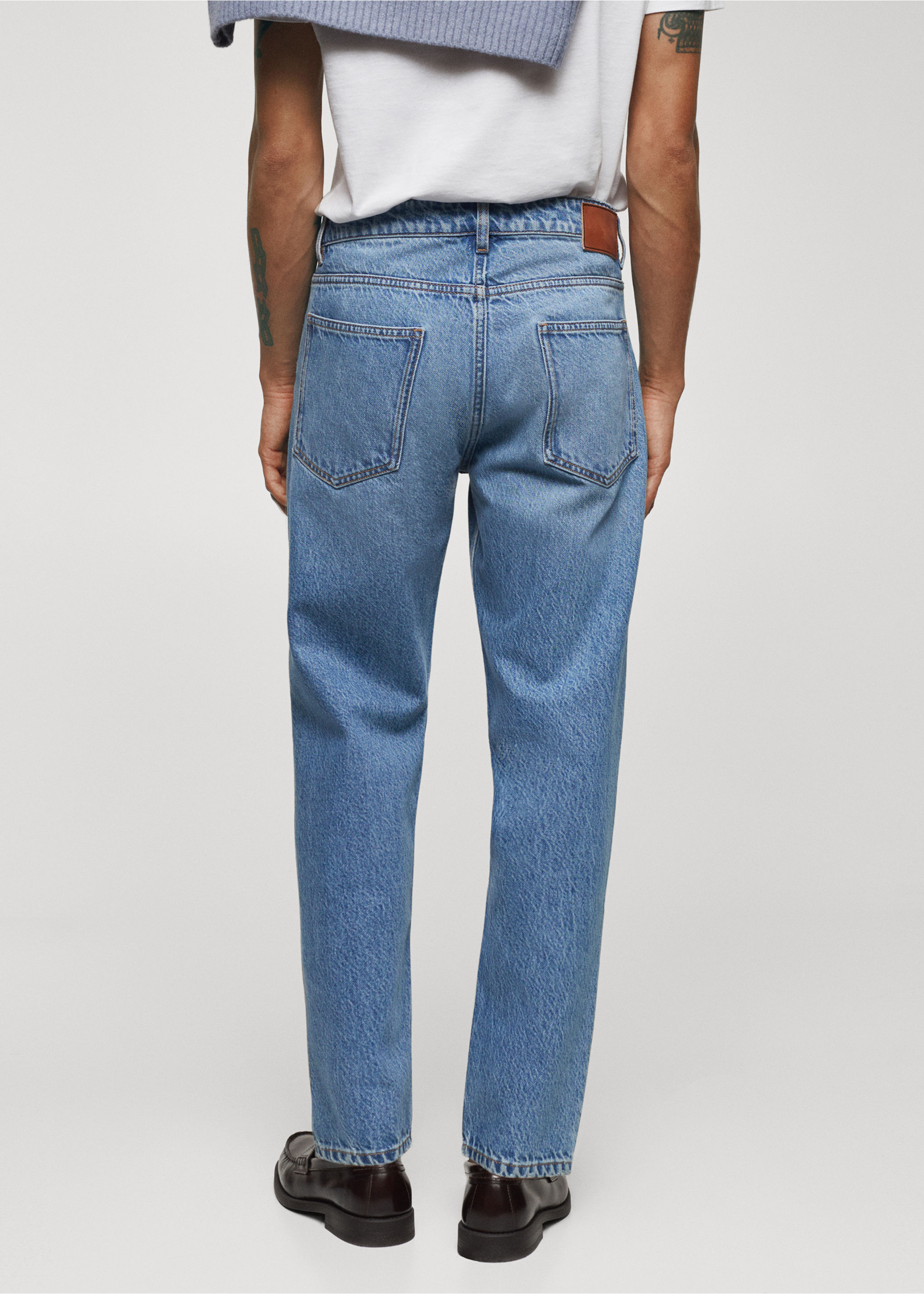 Tapered-fit jeans - Reverse of the article