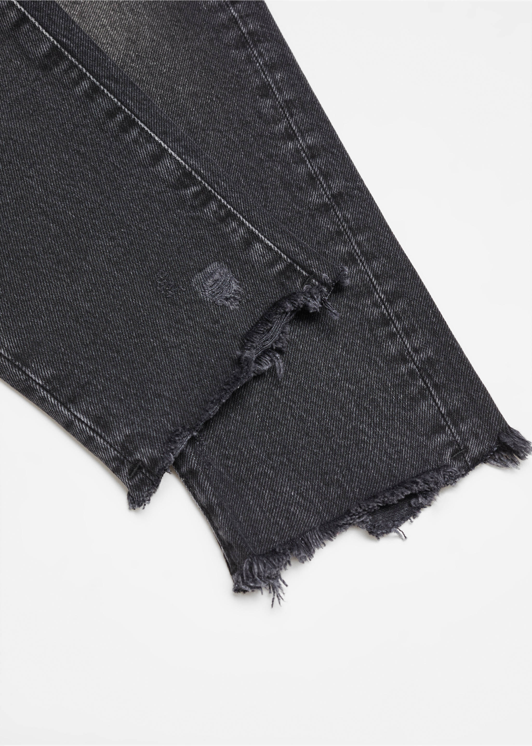 Ripped low-rise girlfriend jeans - Details of the article 8, Black denim. Ref: 67024791-00.