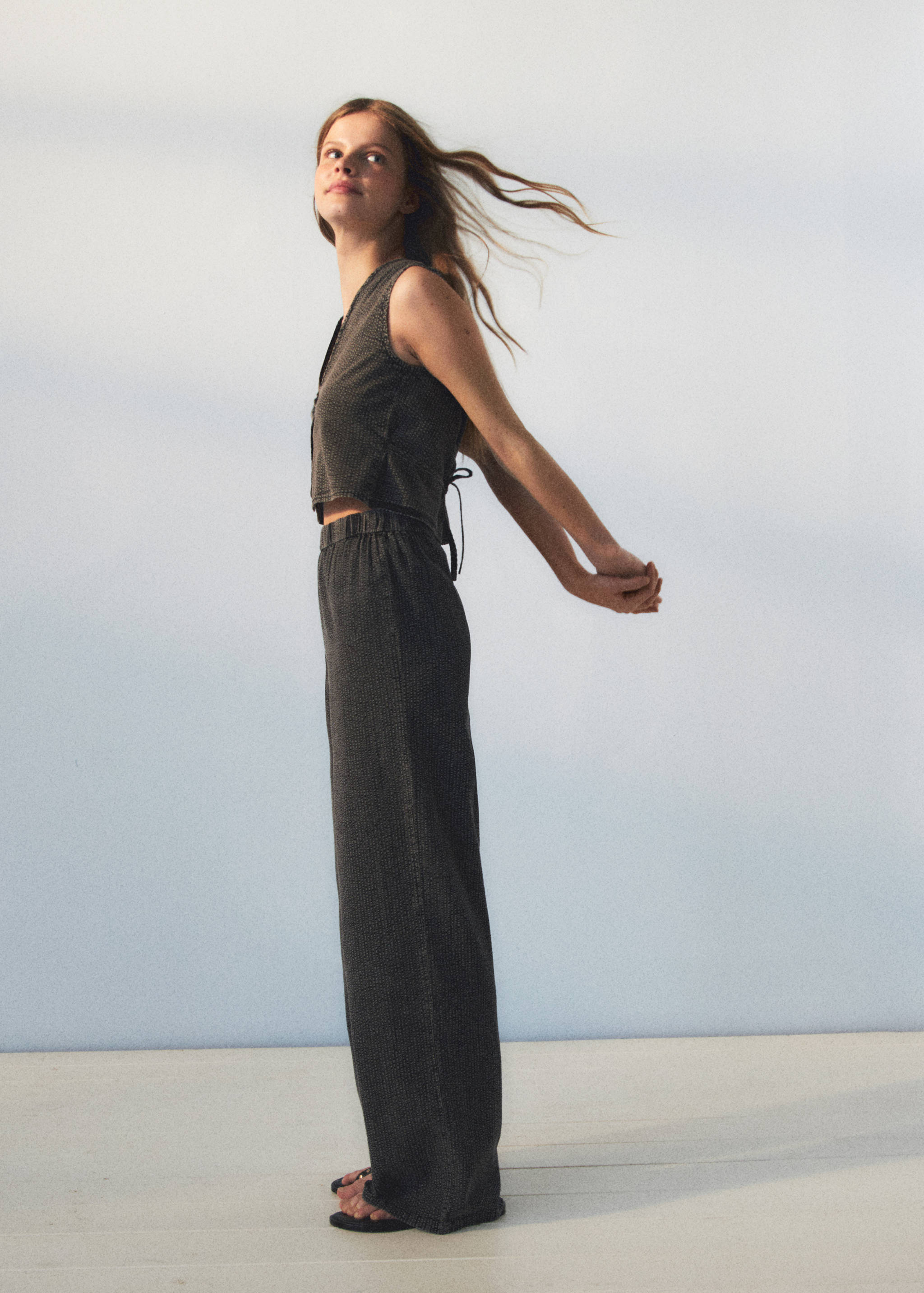 Textured wide leg trousers - Details of the article 5