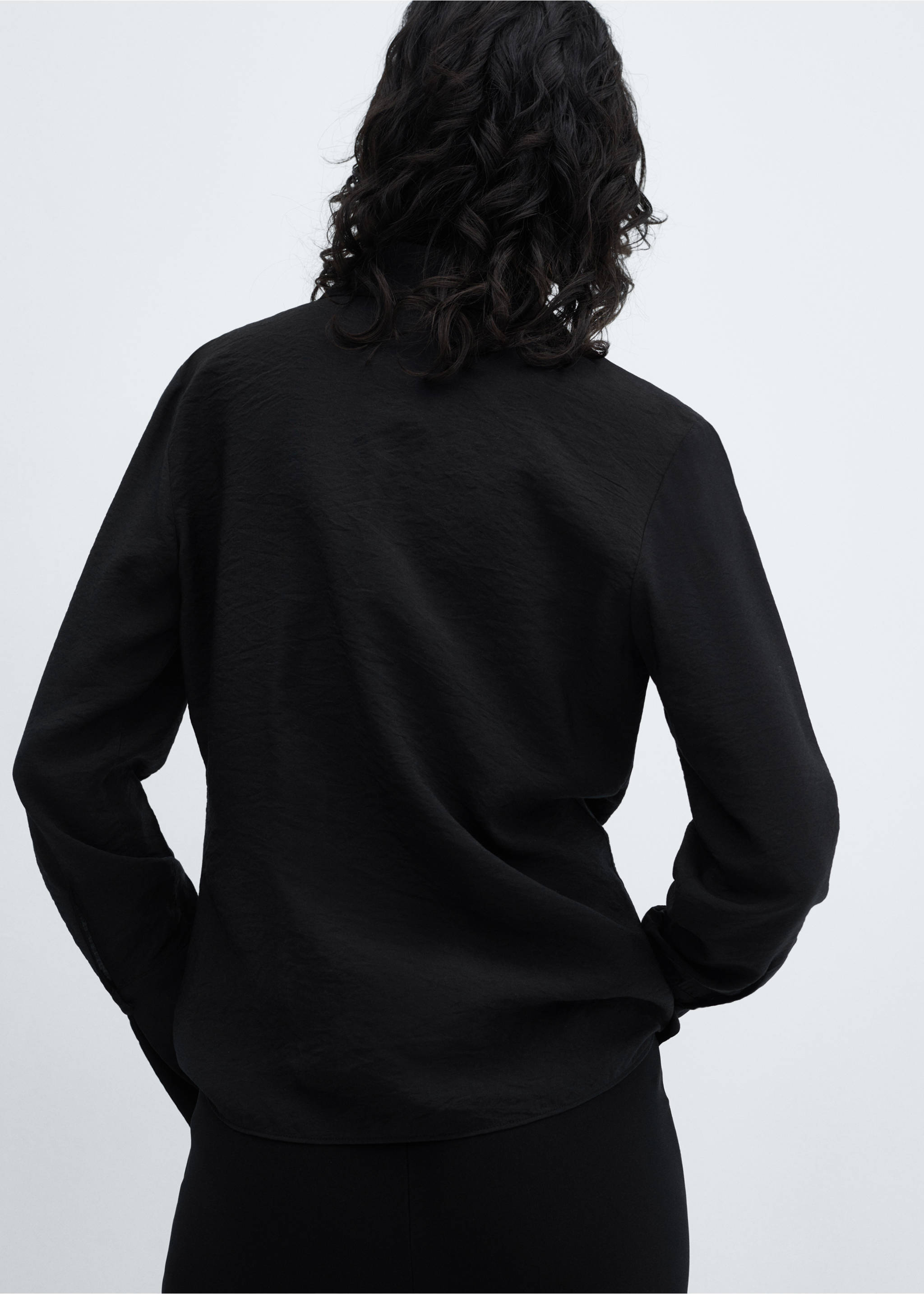 Bows fluid blouse - Reverse of the article, Black. Ref: 67025737-00.