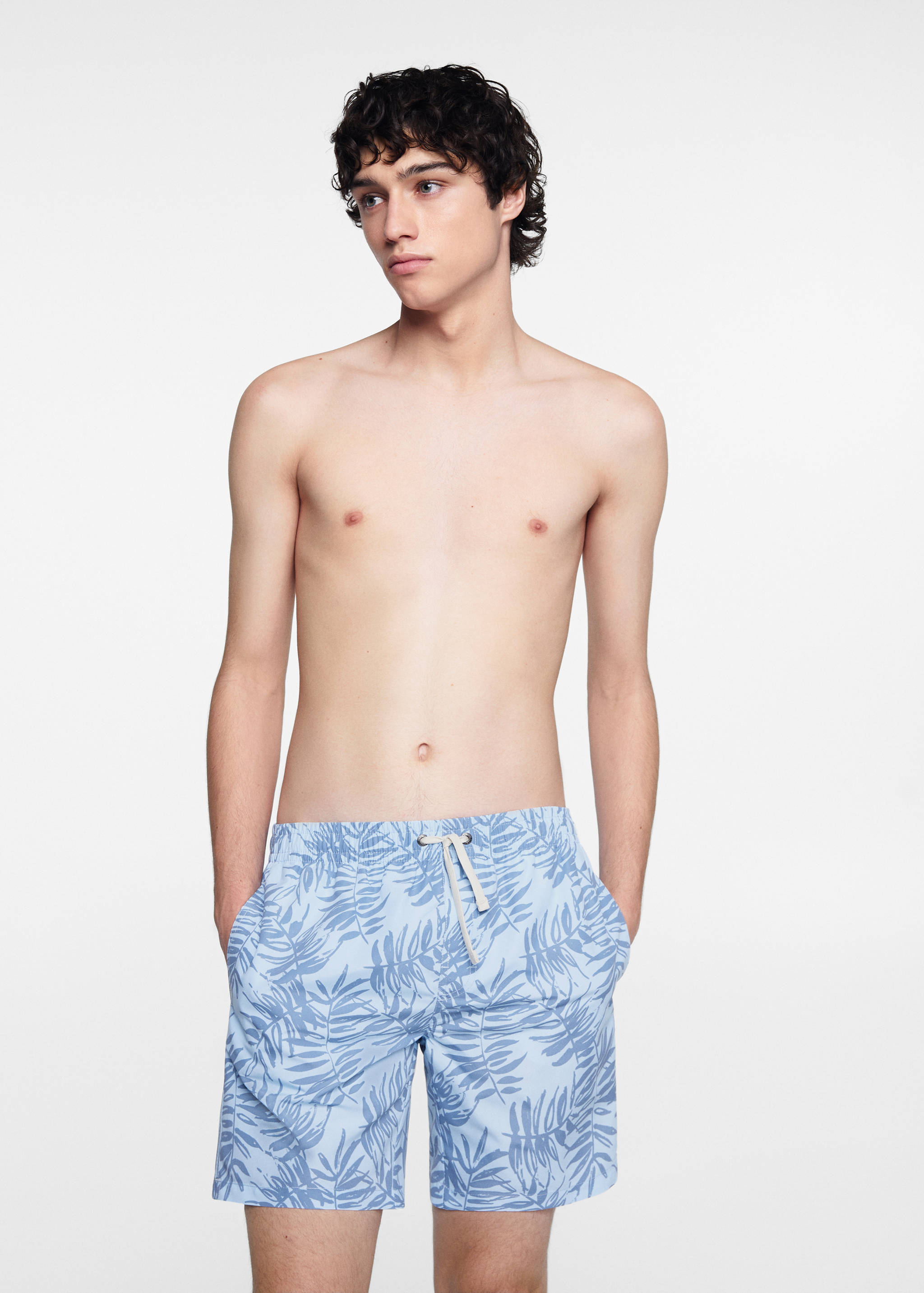 Bañador estampado hojas - Plano medio