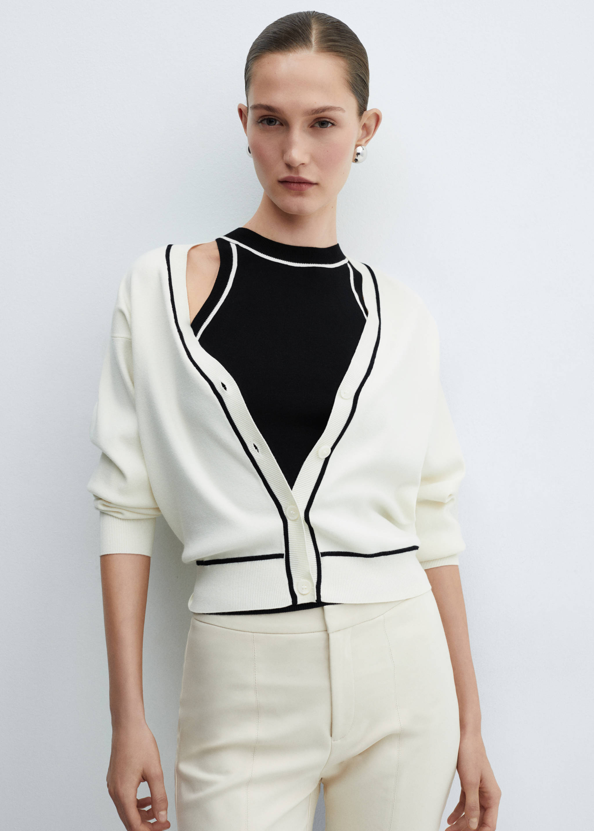 Contrast trim top - Details of the article 1