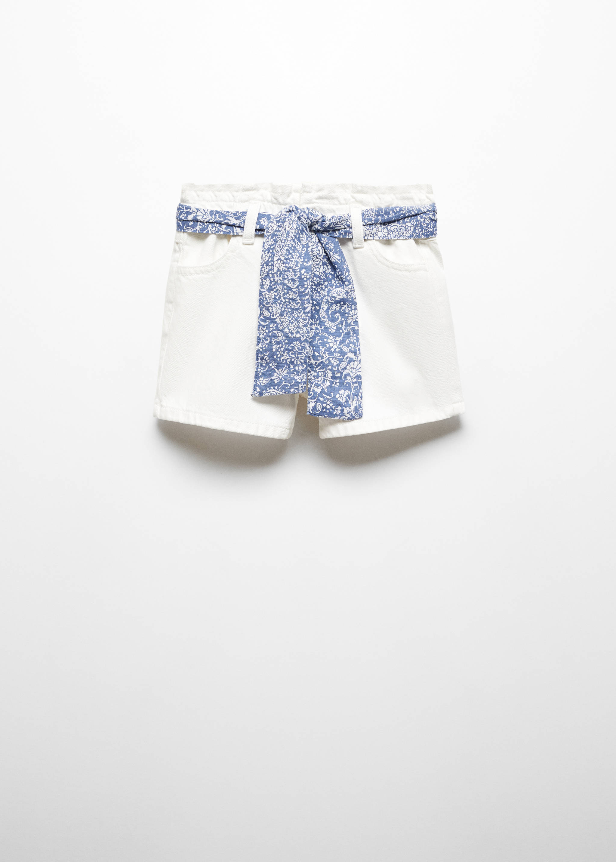 Paperbag shorts with belt - Article without model