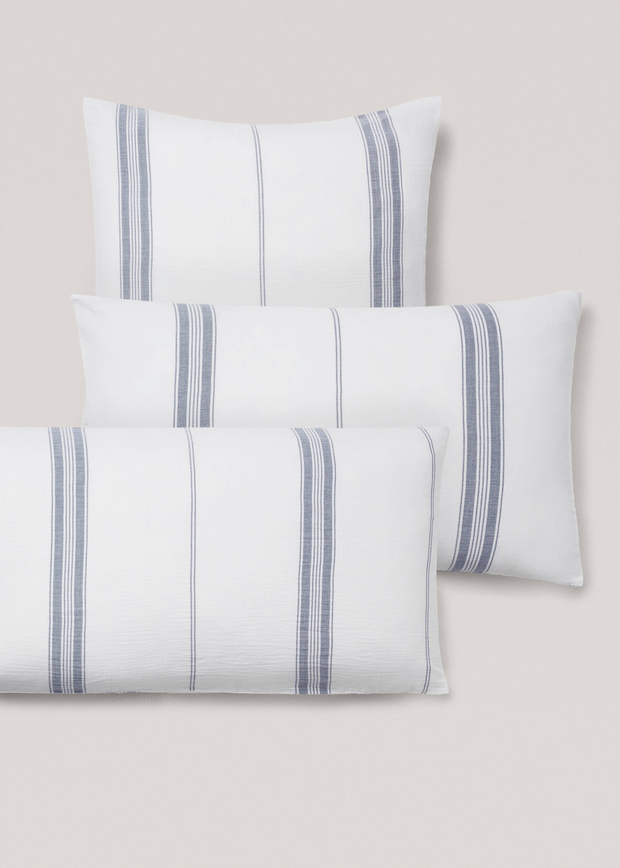 Striped textured cotton pillowcase 45x110cm - Details of the article 3
