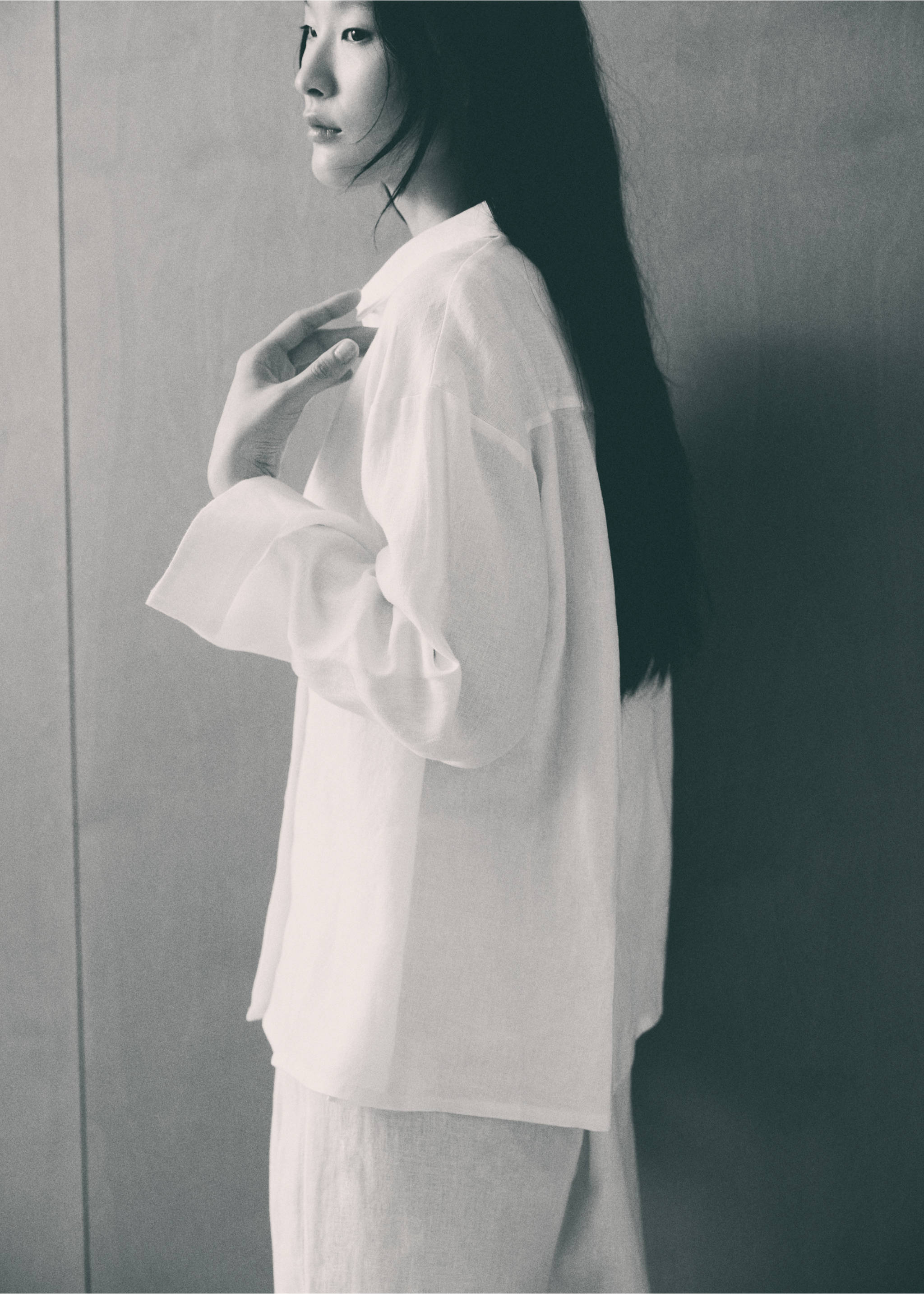 Pyjamahemd aus 100 % Leinen - Detail des Artikels 7, Weiß. Ref: 67026043-00.