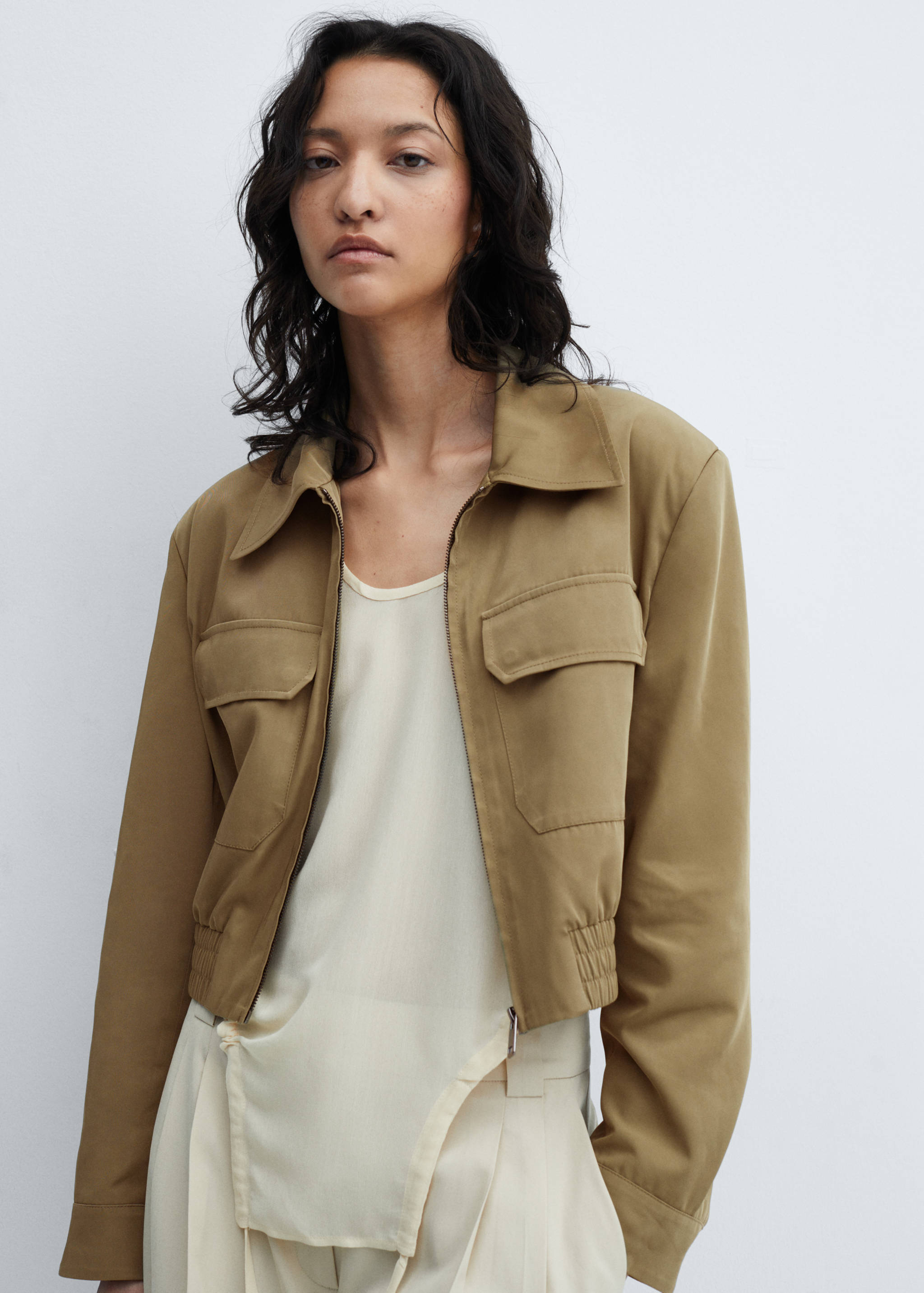 Cropped jacket with pockets - Medium plane