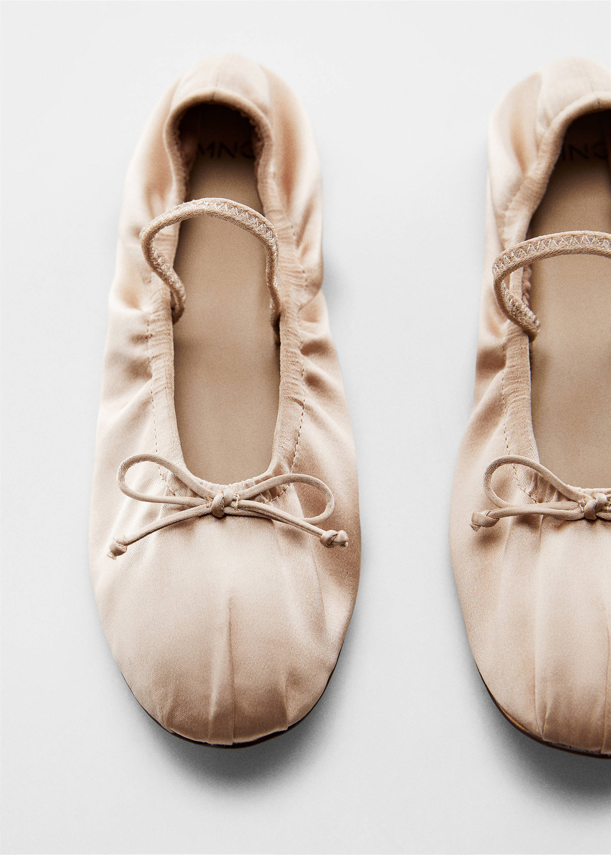 Elastic satin ballet flats - Details of the article 5, Beige. Ref: 67026339-00.
