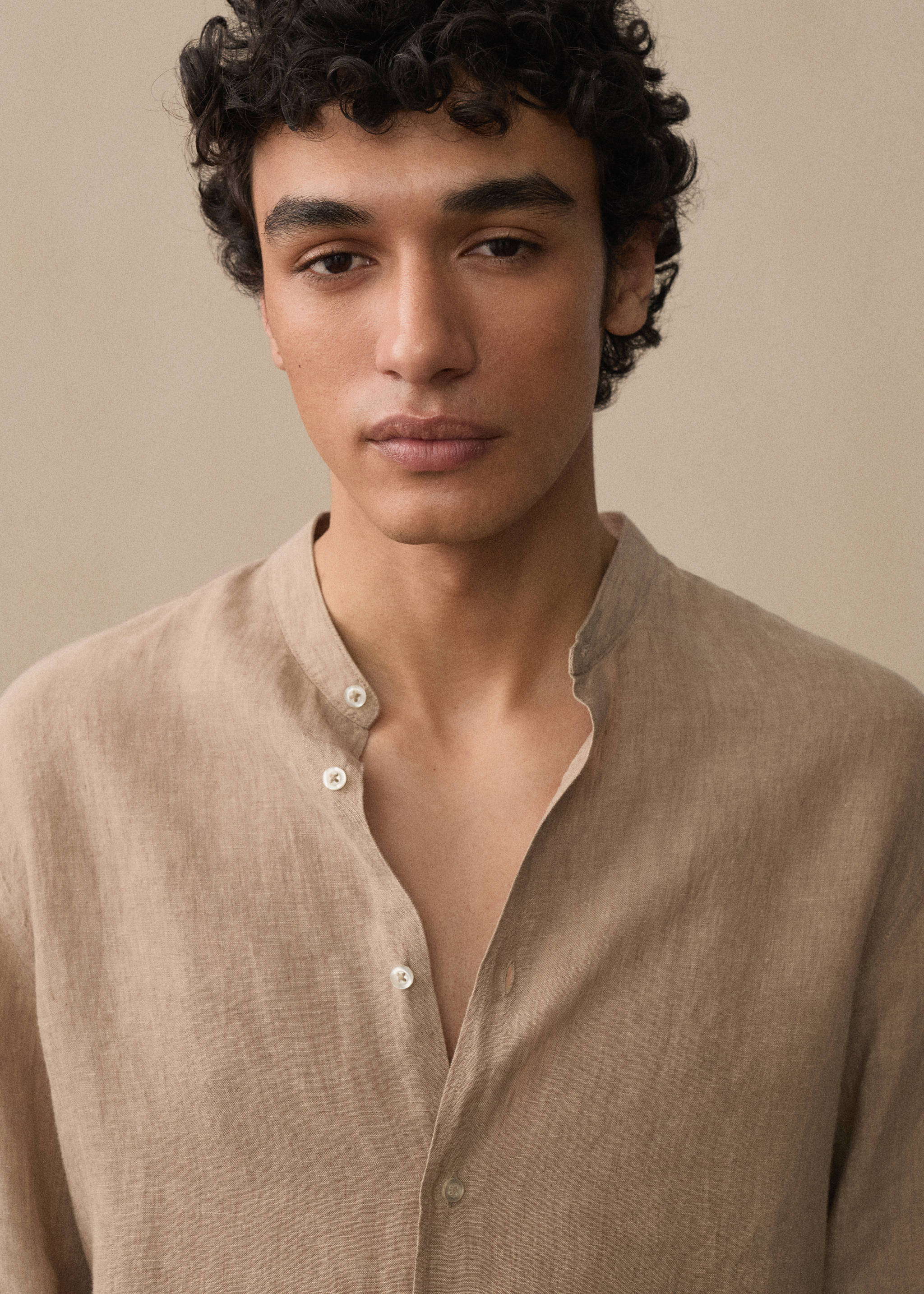 Camisa 100% lino cuello mao - Detalle del artículo 5