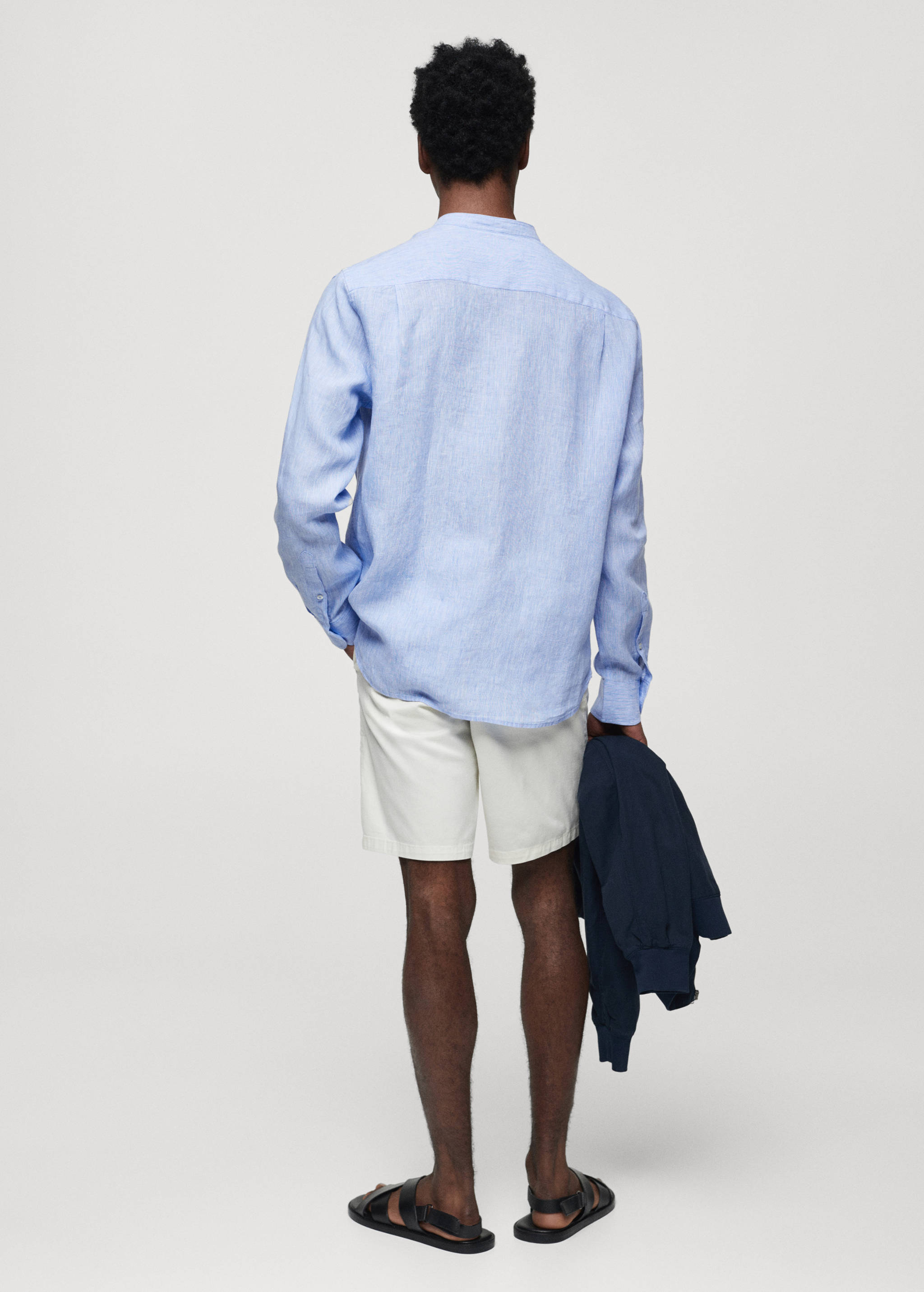 Hemd aus 100 % Leinen mit Mao-Kragen - Rückseite des Artikels