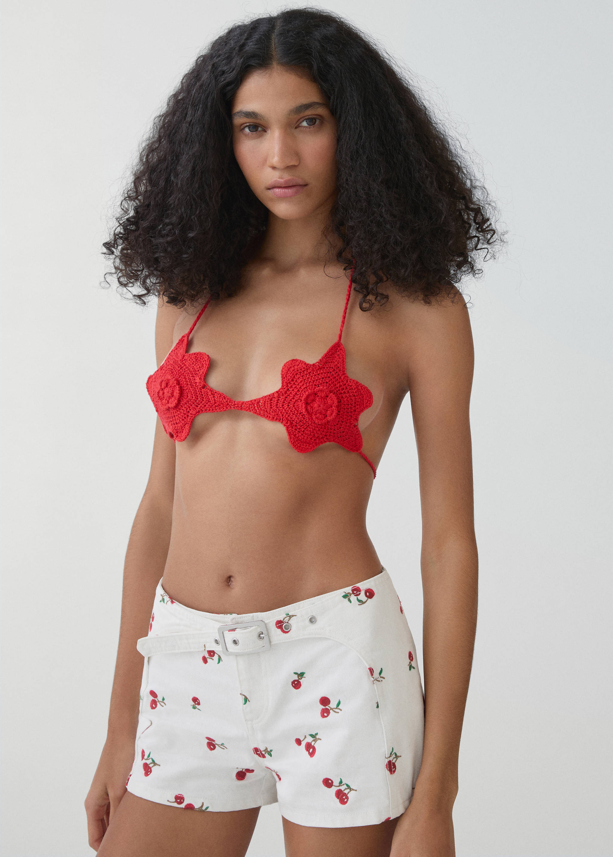 Belted embroidered shorts - Medium plane