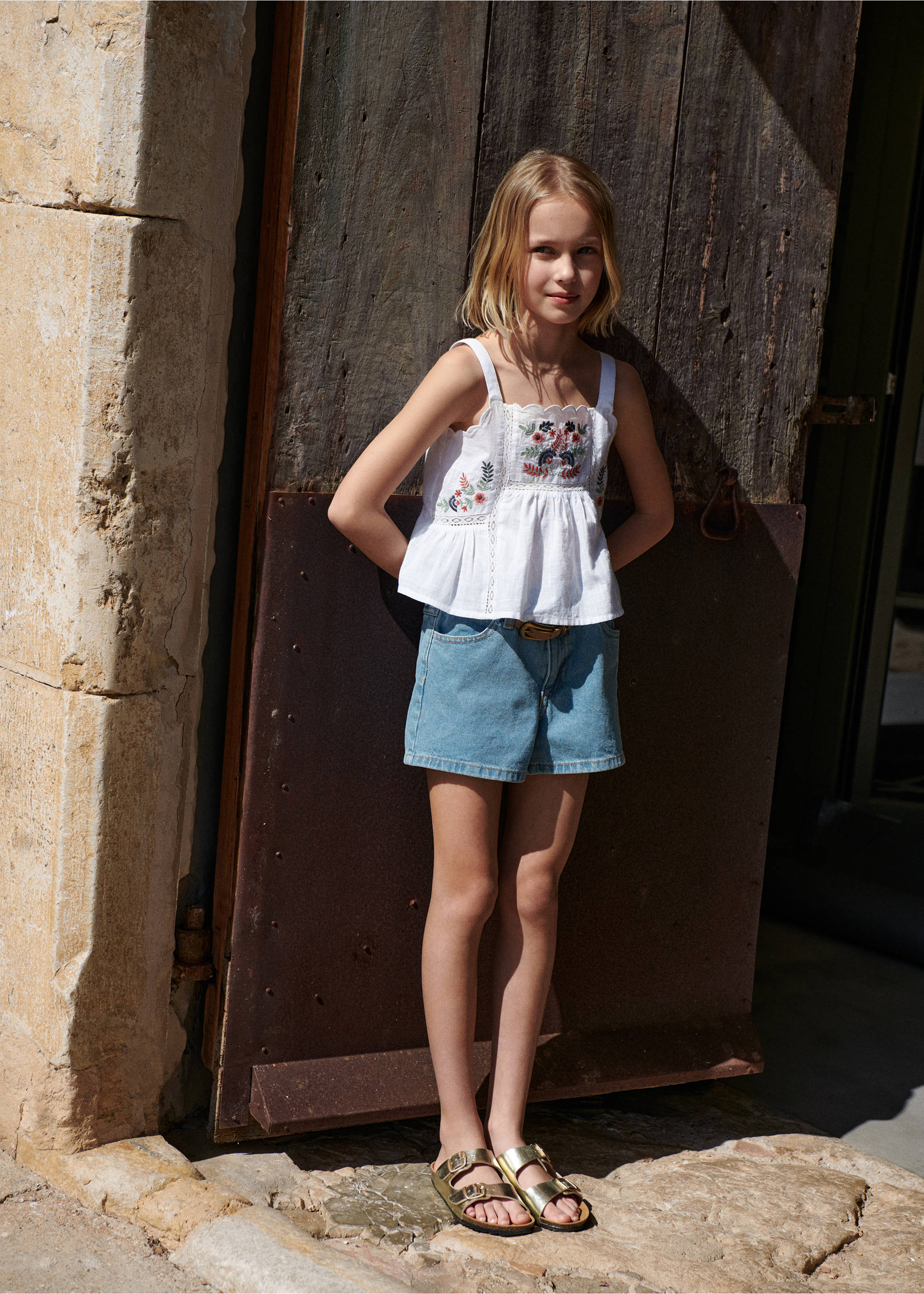 Embroidered flower top - Details of the article 5, White. Ref: 67027121-00.