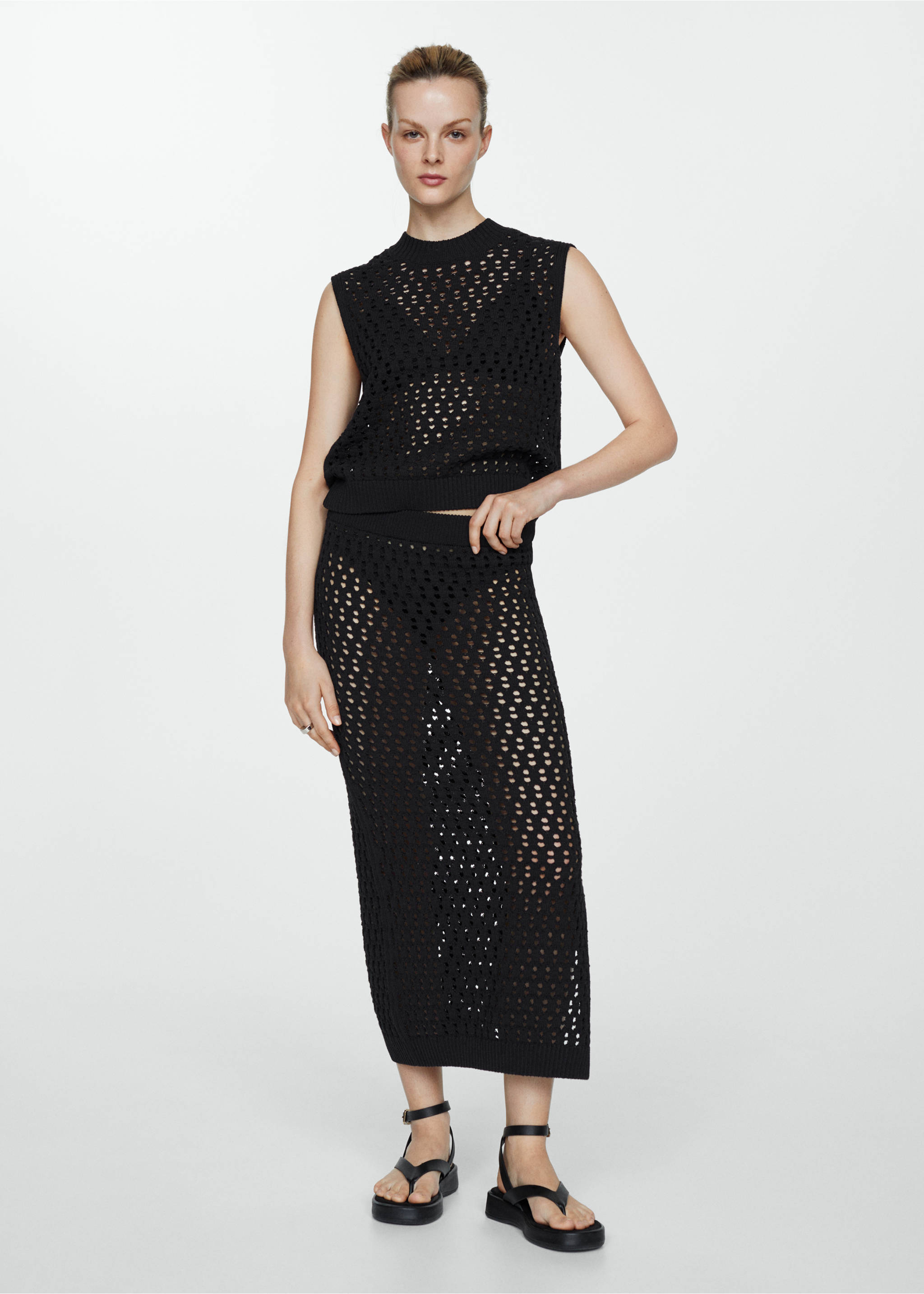 Openwork knitted skirt - General plane, Black. Ref: 67027141-00.