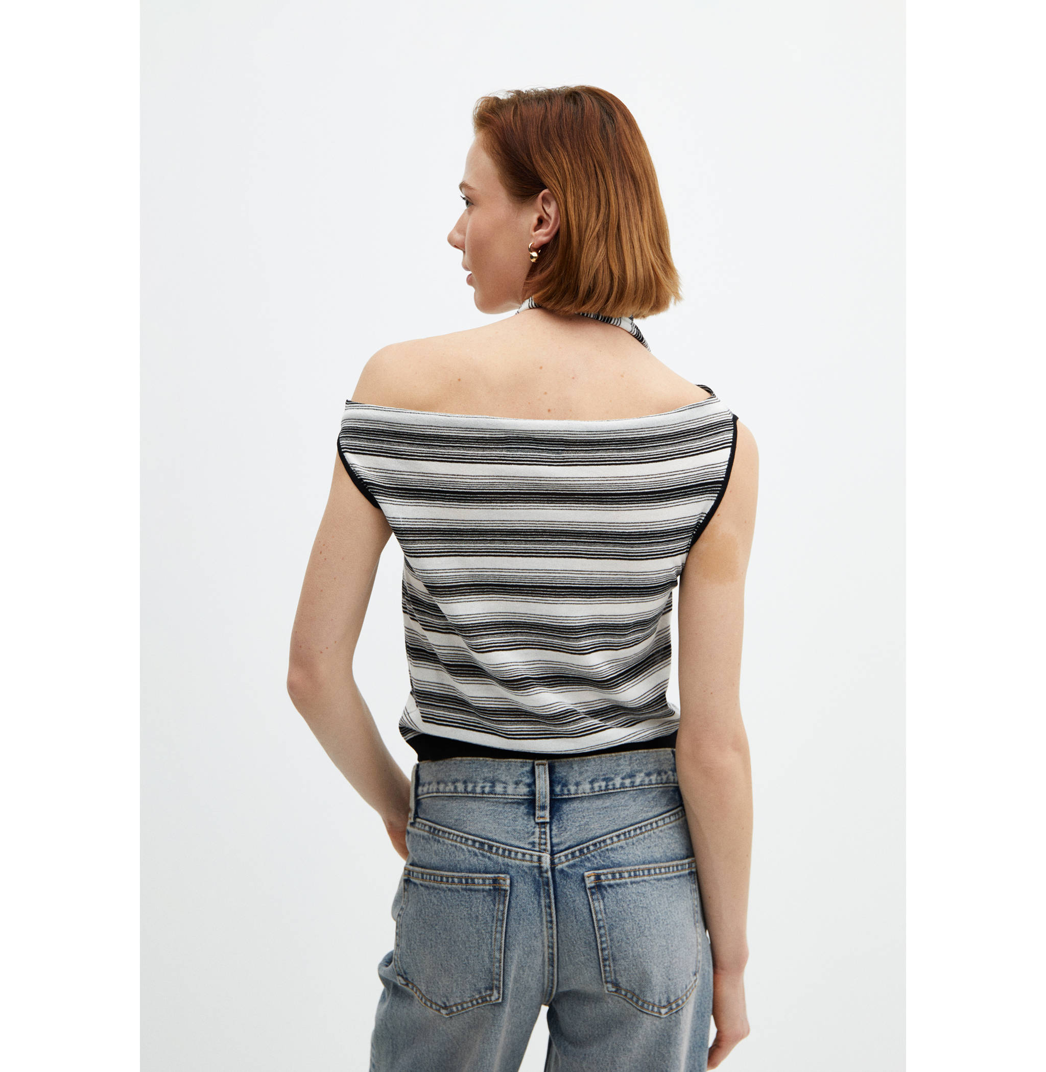 Top rayas chocker cuello barco - Reverse of the article