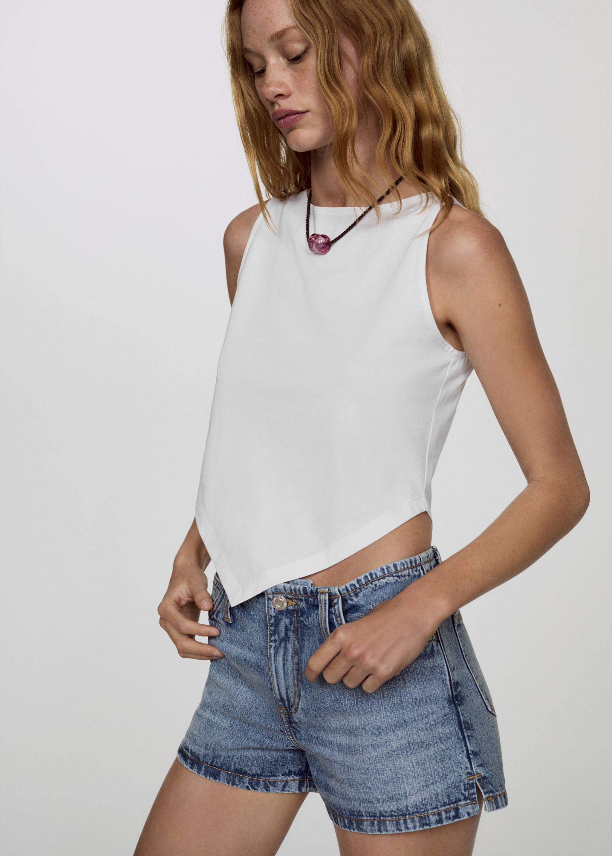 Alacsony derekú farmer rövidnadrág - Felezősík