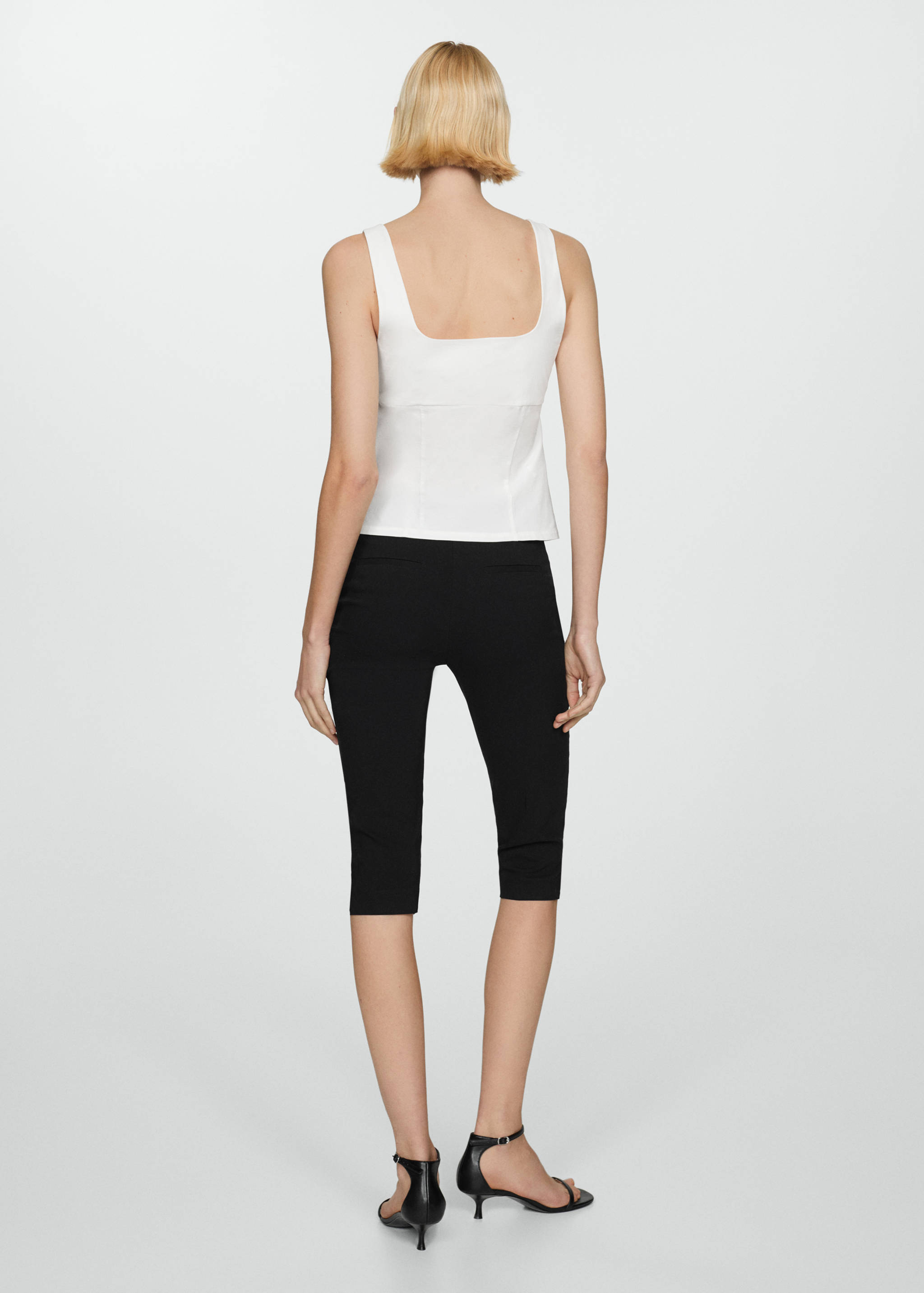 Top with straps and zip - Details of the article 1