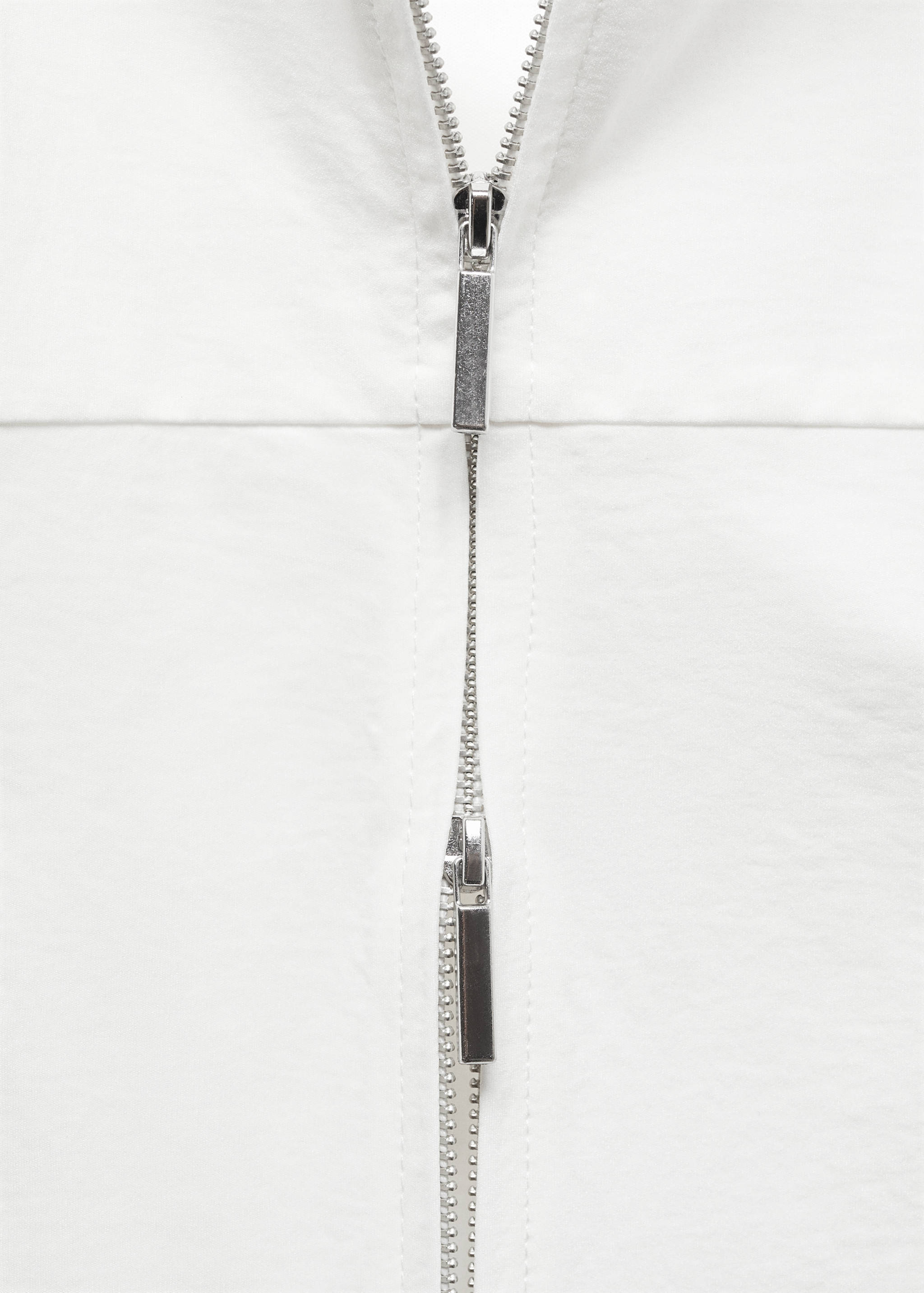 Top with straps and zip - Details of the article 8