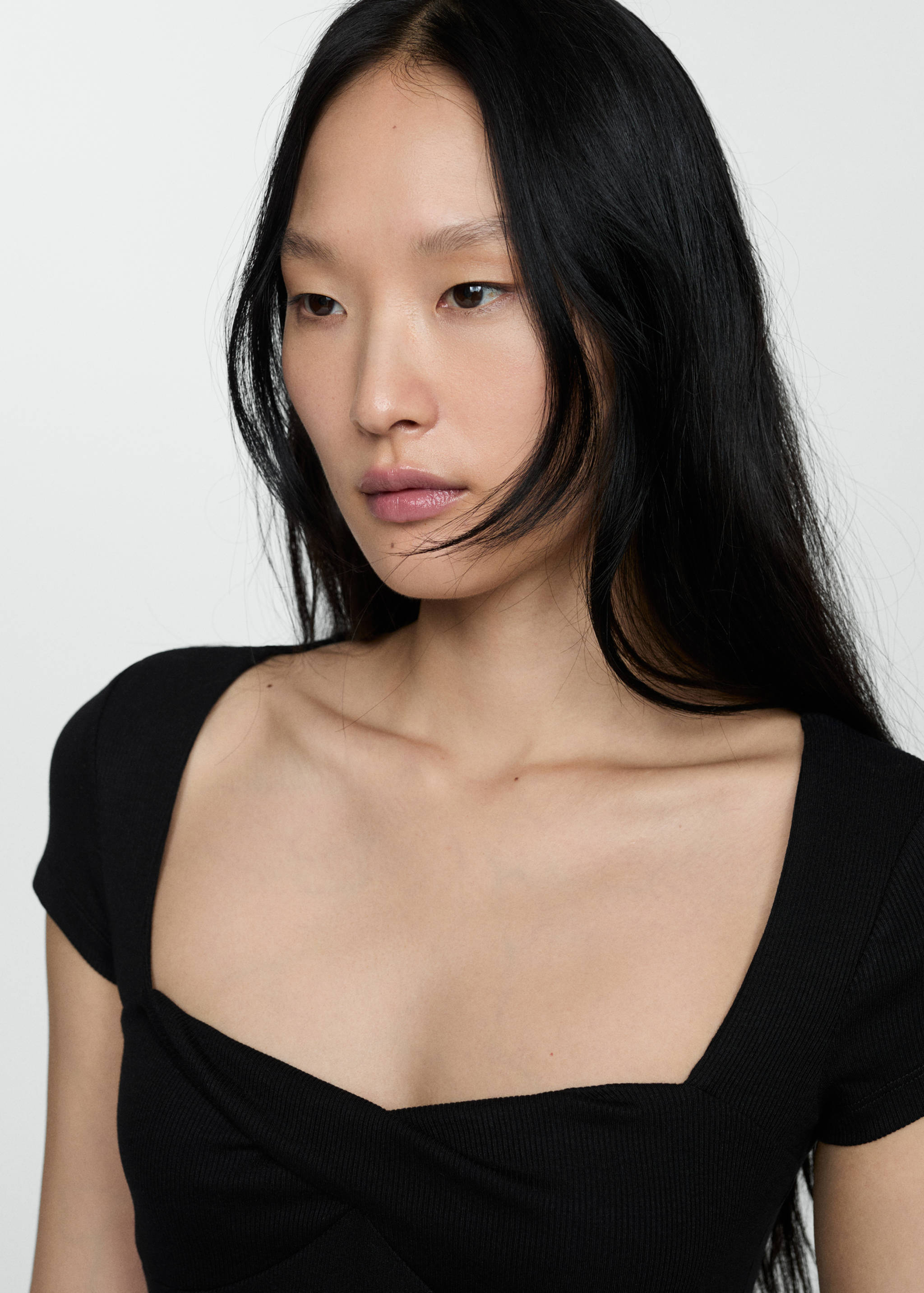 Draped neckline T-shirt - Details of the article 1