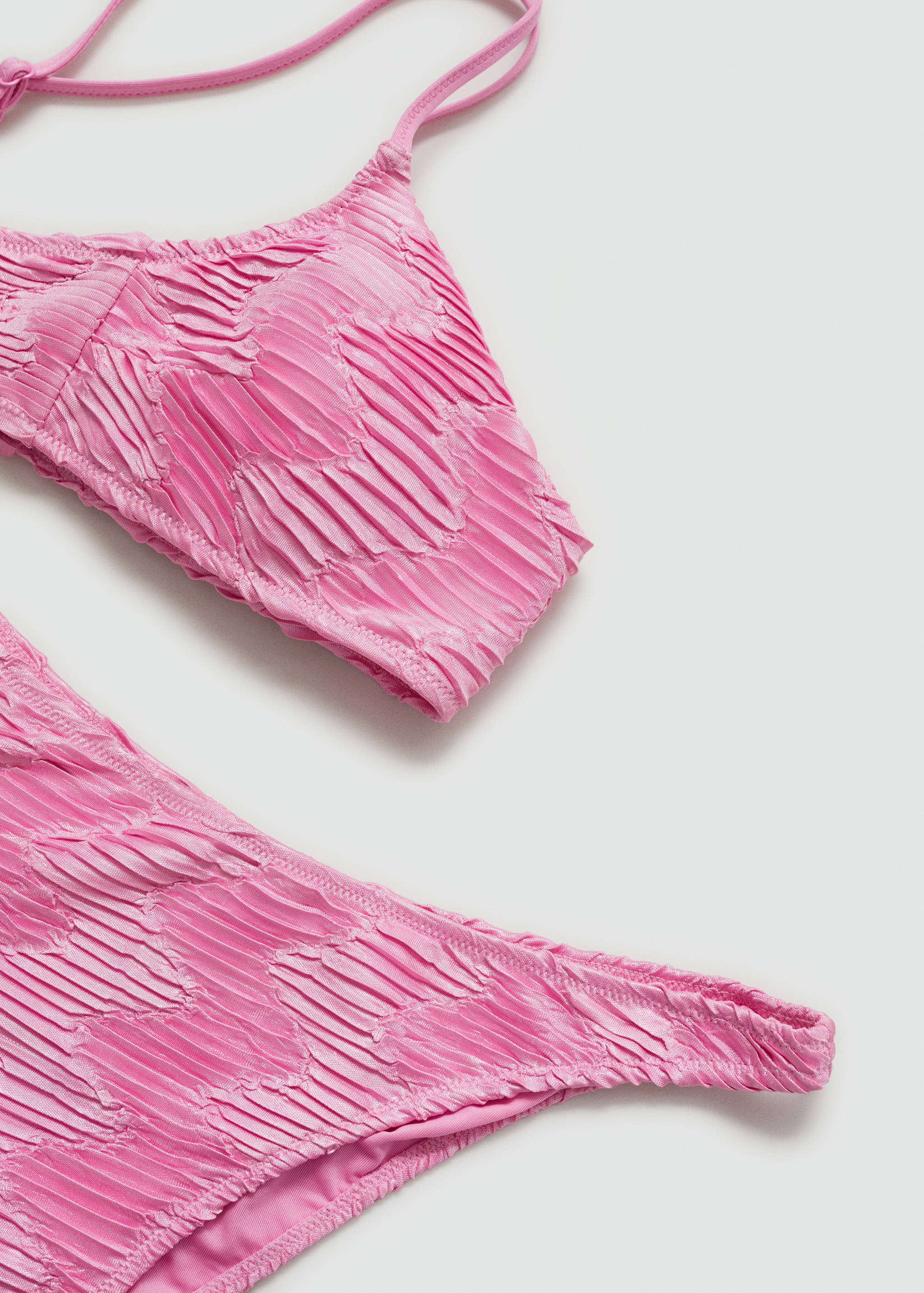 Top bikini cu fronseuri - Detaliu al articolului 8