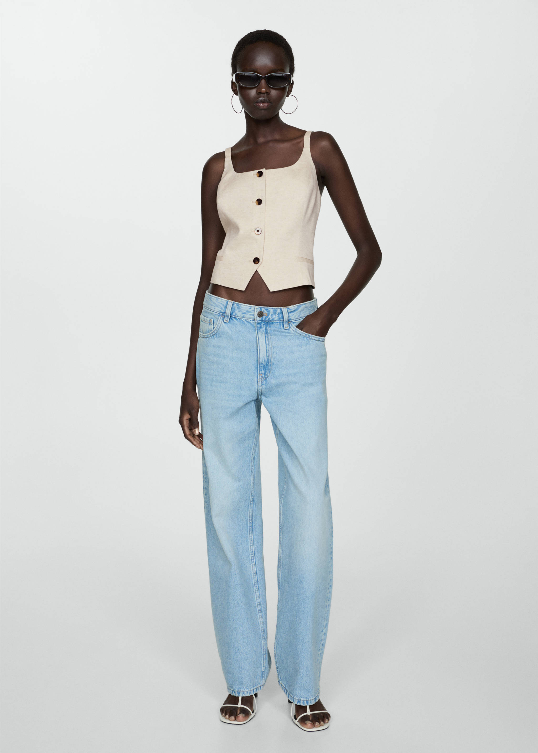 Bawełniany top z guzikami - Plan ogólny