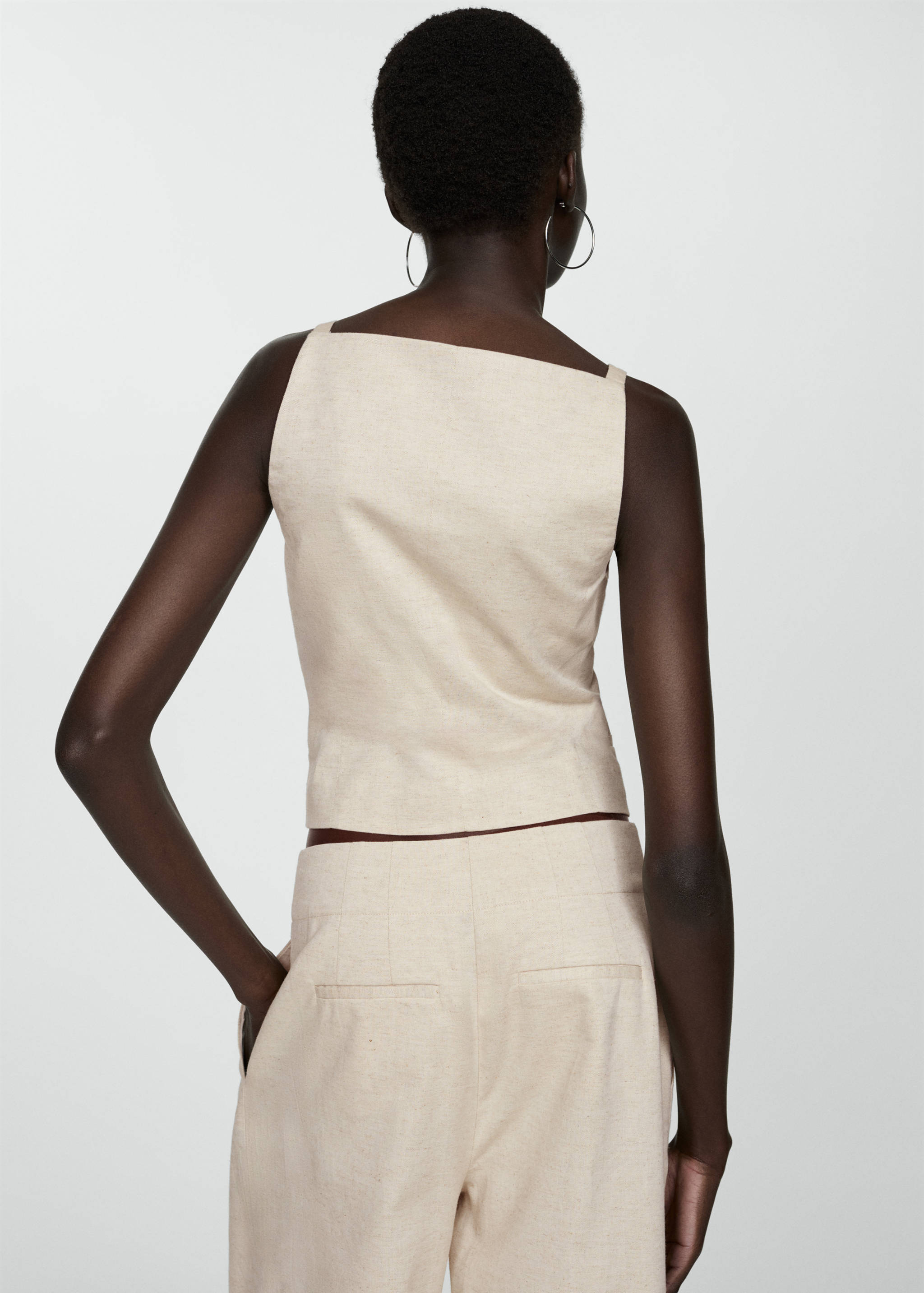 Bawełniany top z guzikami - Tylna strona artykułu