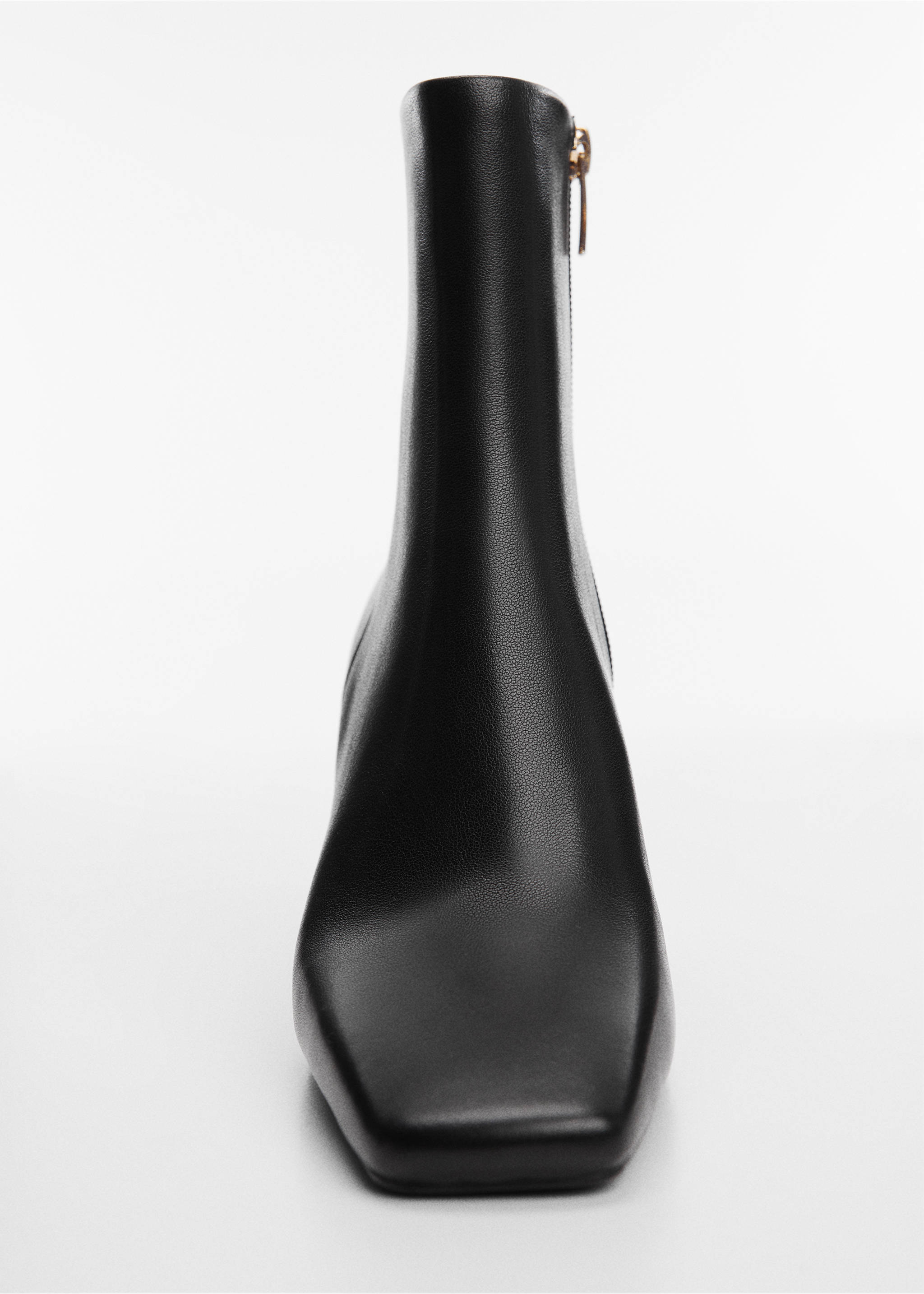 Squared toe leather ankle boots - Details of the article 3, Black. Ref: 67030253-00.