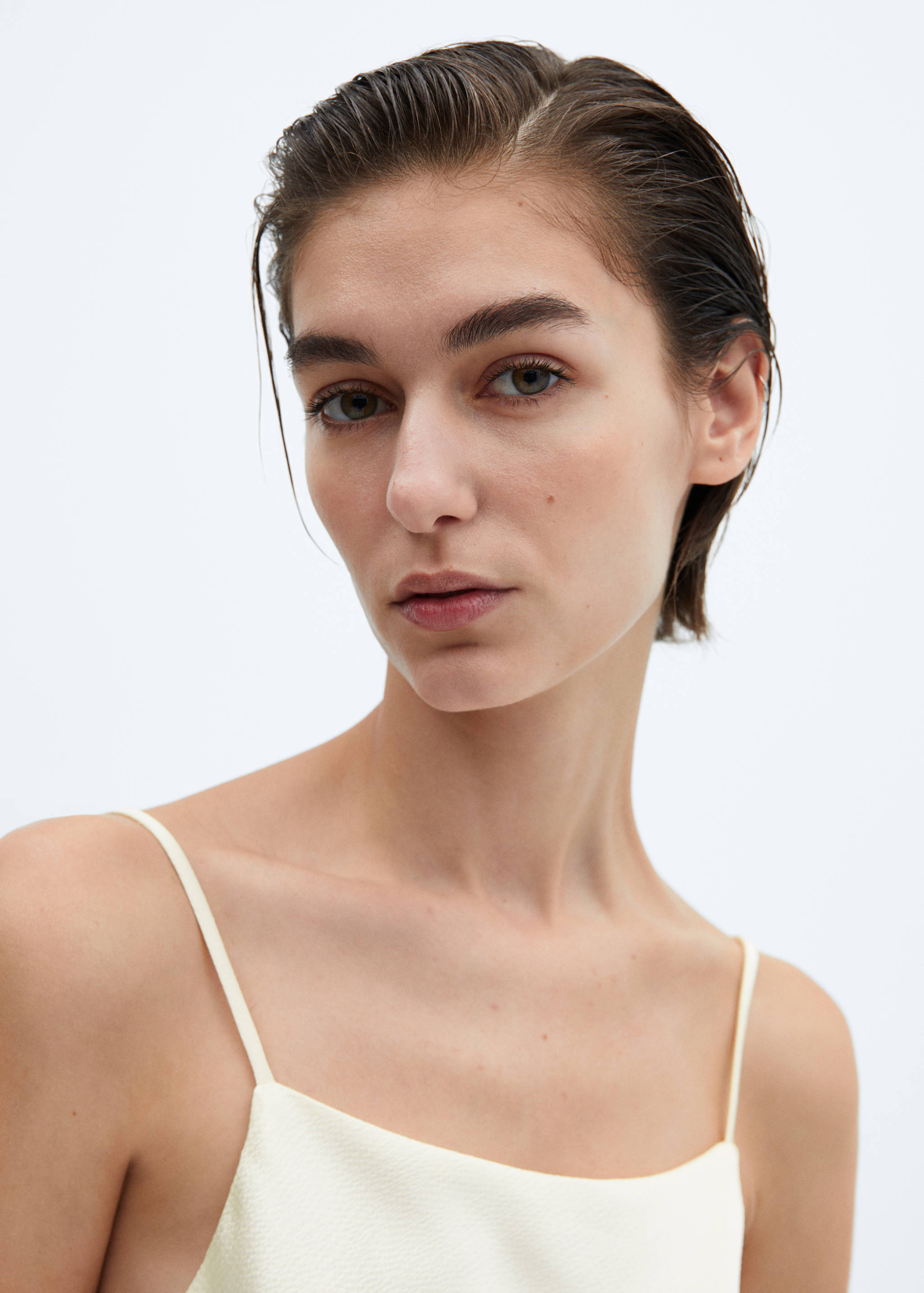 Top de alças acetinado - Pormenor do artigo 1