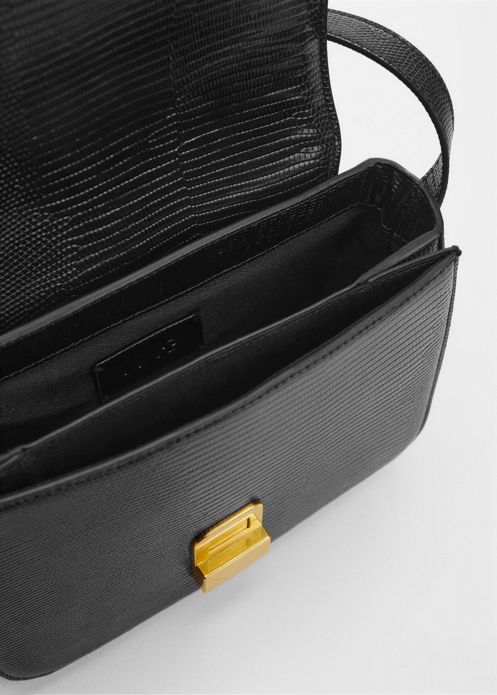 Tasche mit Umschlag mit Animal-Print-Effekt - Detail des Artikels 3