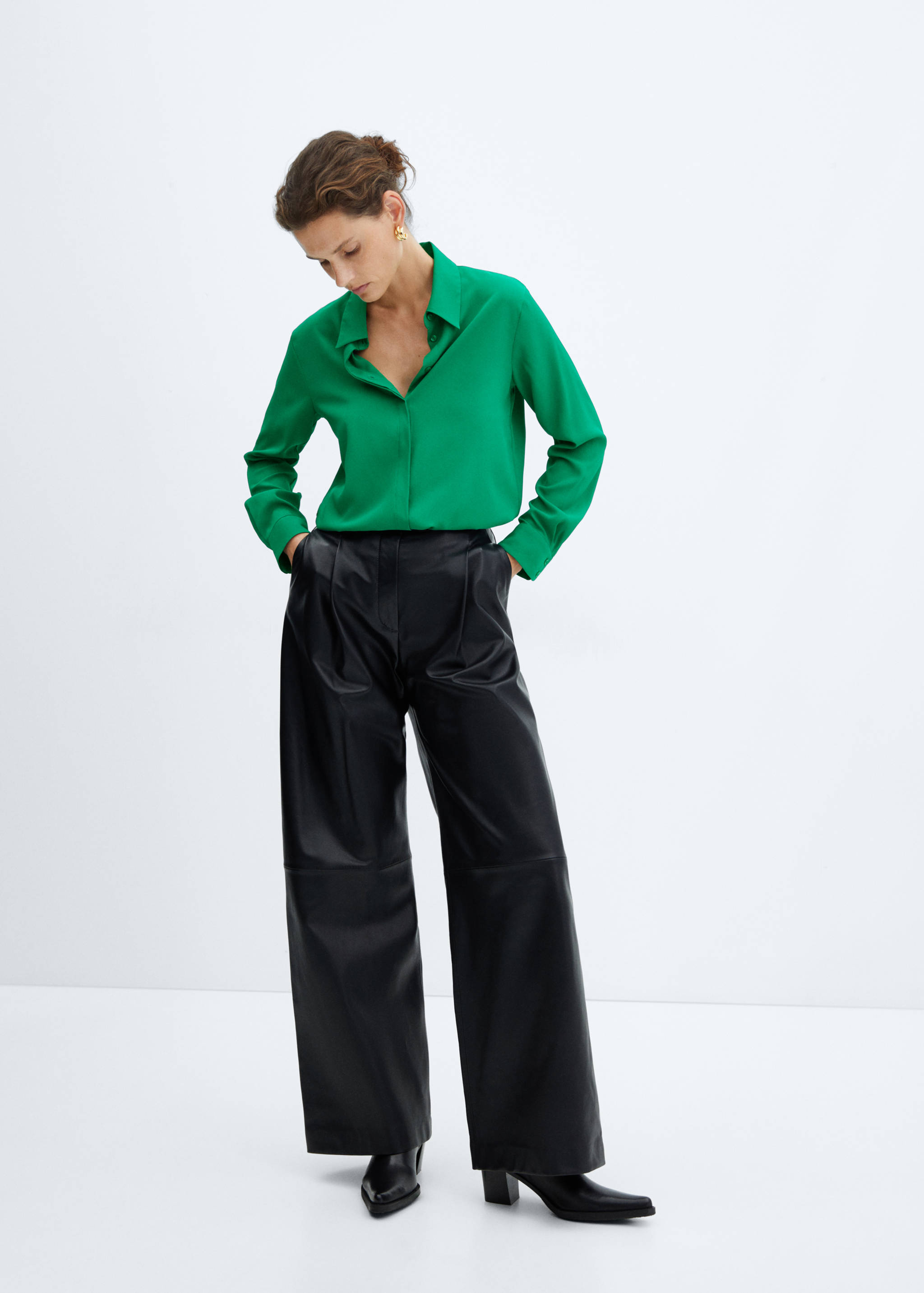 Regular flowy shirt - Details of the article 2