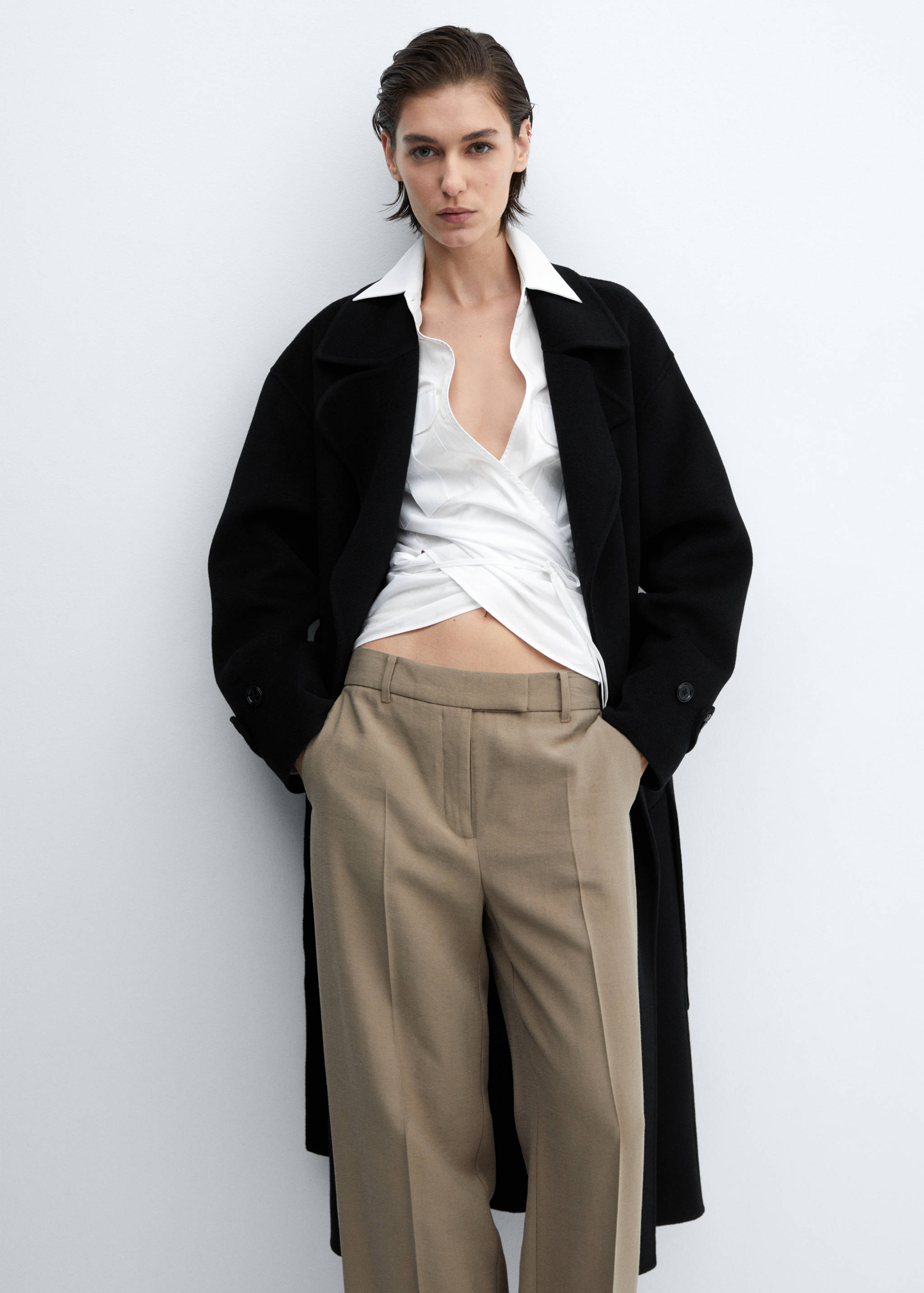 Woollen coat with belt - Medium plane