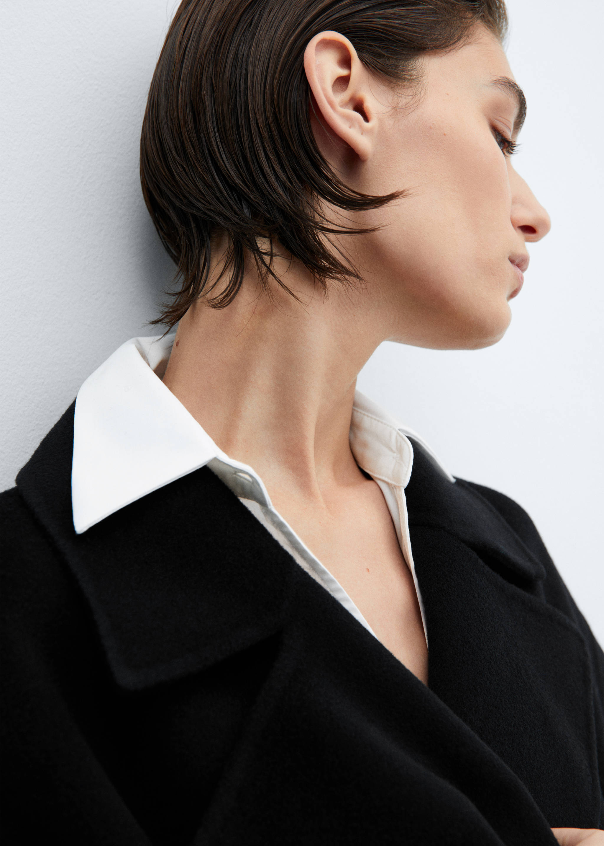 Woollen coat with belt - Details of the article 1