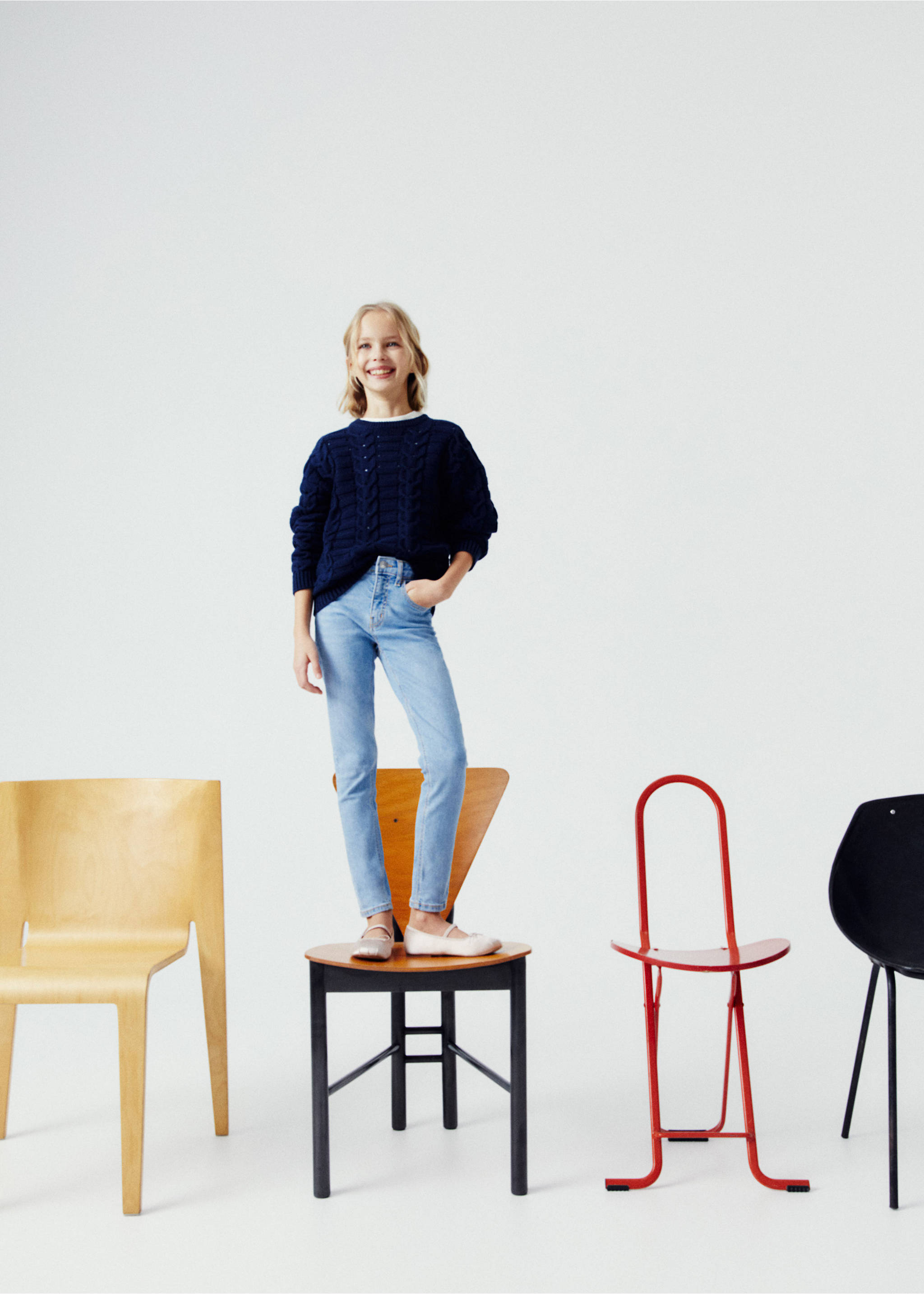 Skinny jeans - Details of the article 5, Medium Blue. Ref: 67030466-00.