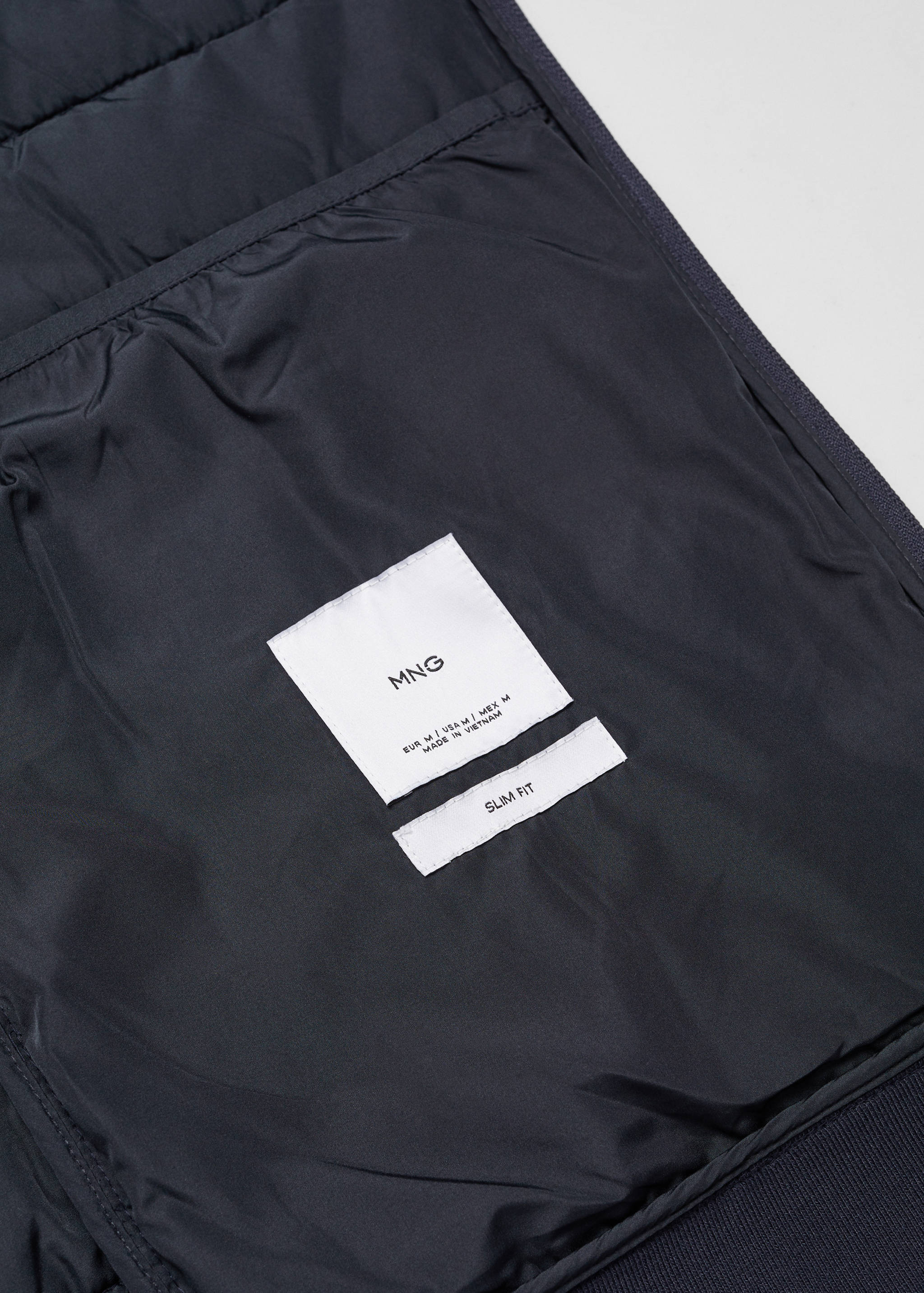 Ultraleichte wasserabweisende Steppweste - Detail des Artikels 8