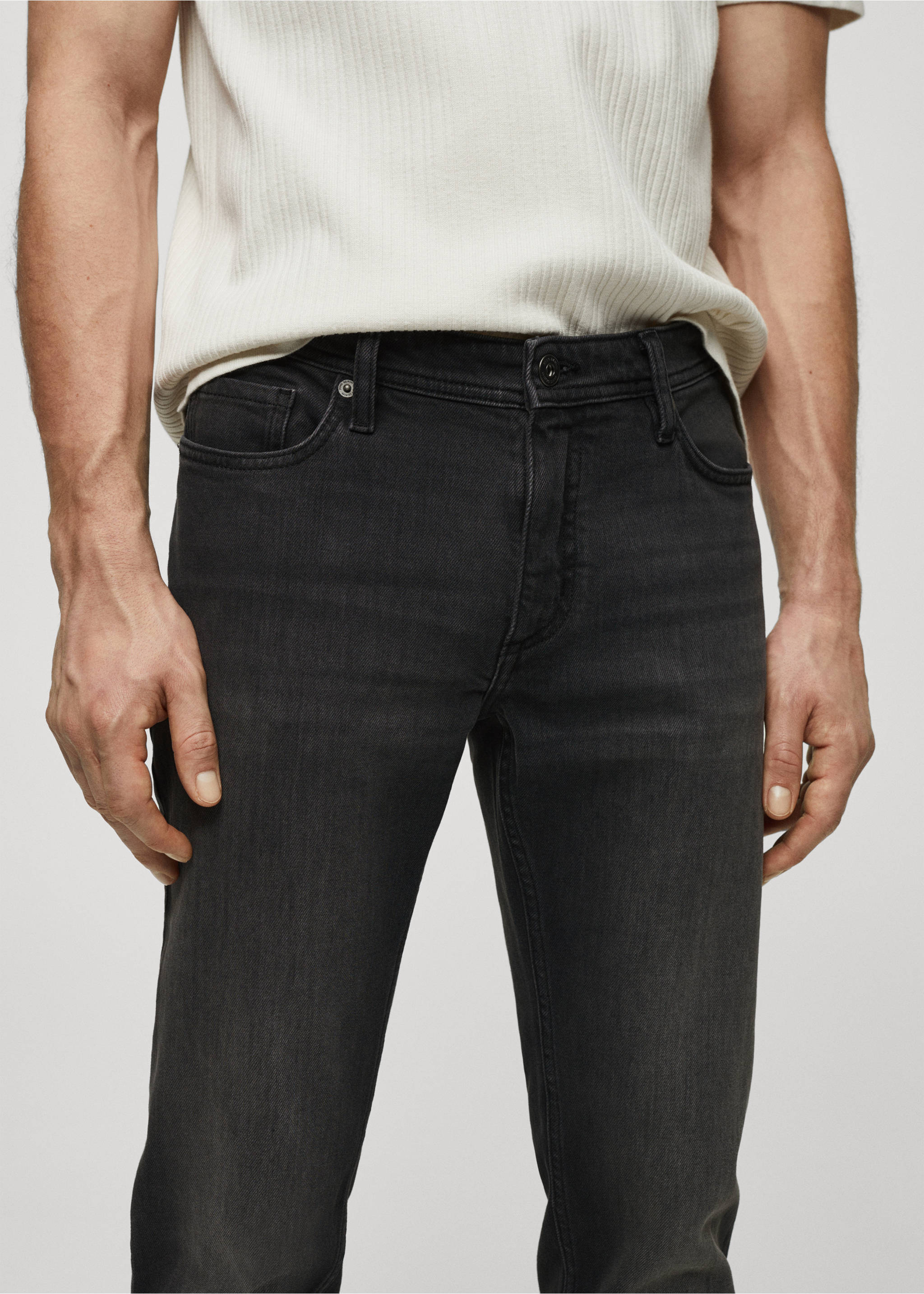 Jan slim-fit jeans - Details of the article 1, Open Grey. Ref: 67030625-00.