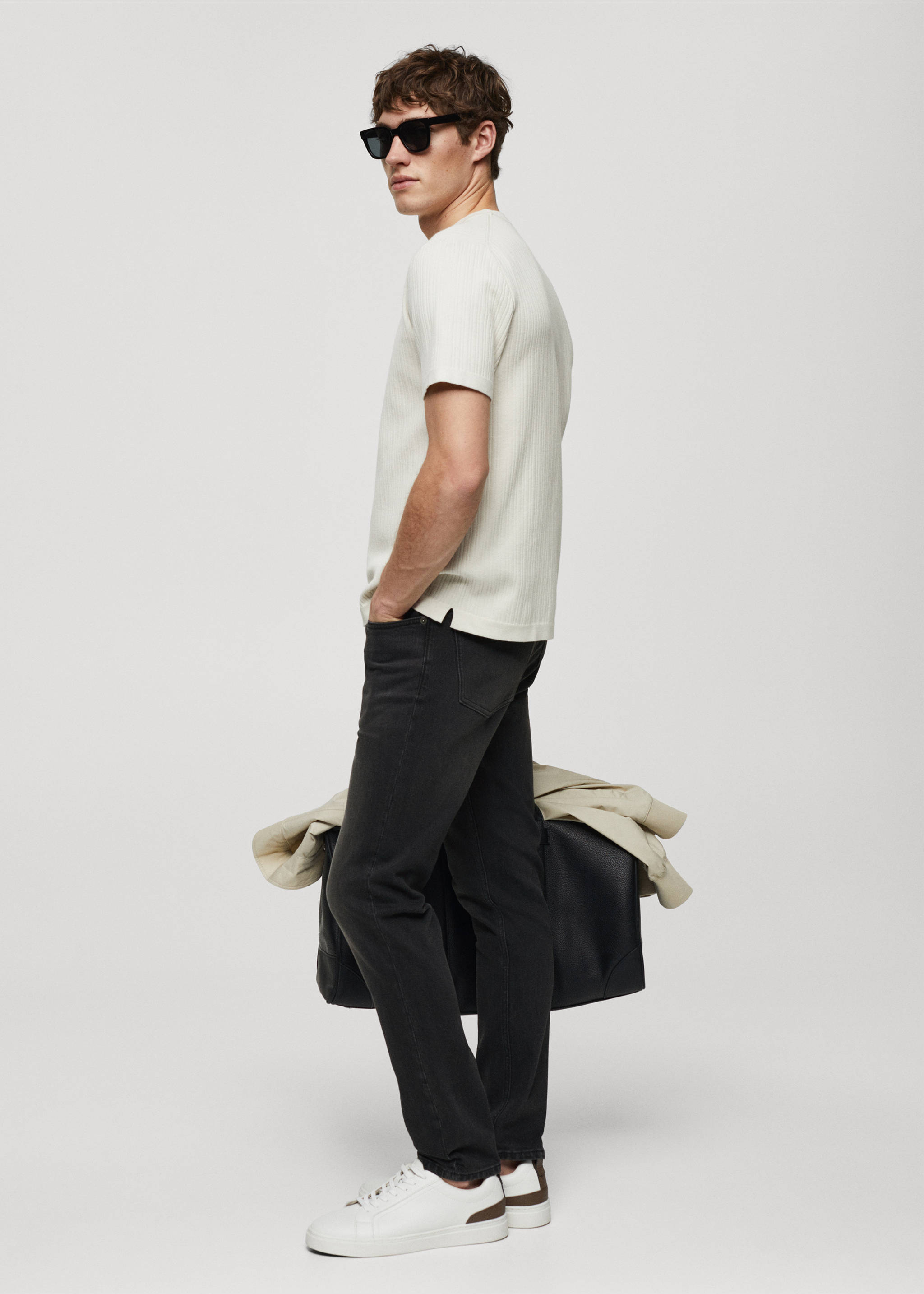 Jan slim-fit jeans - Details of the article 2, Open Grey. Ref: 67030625-00.