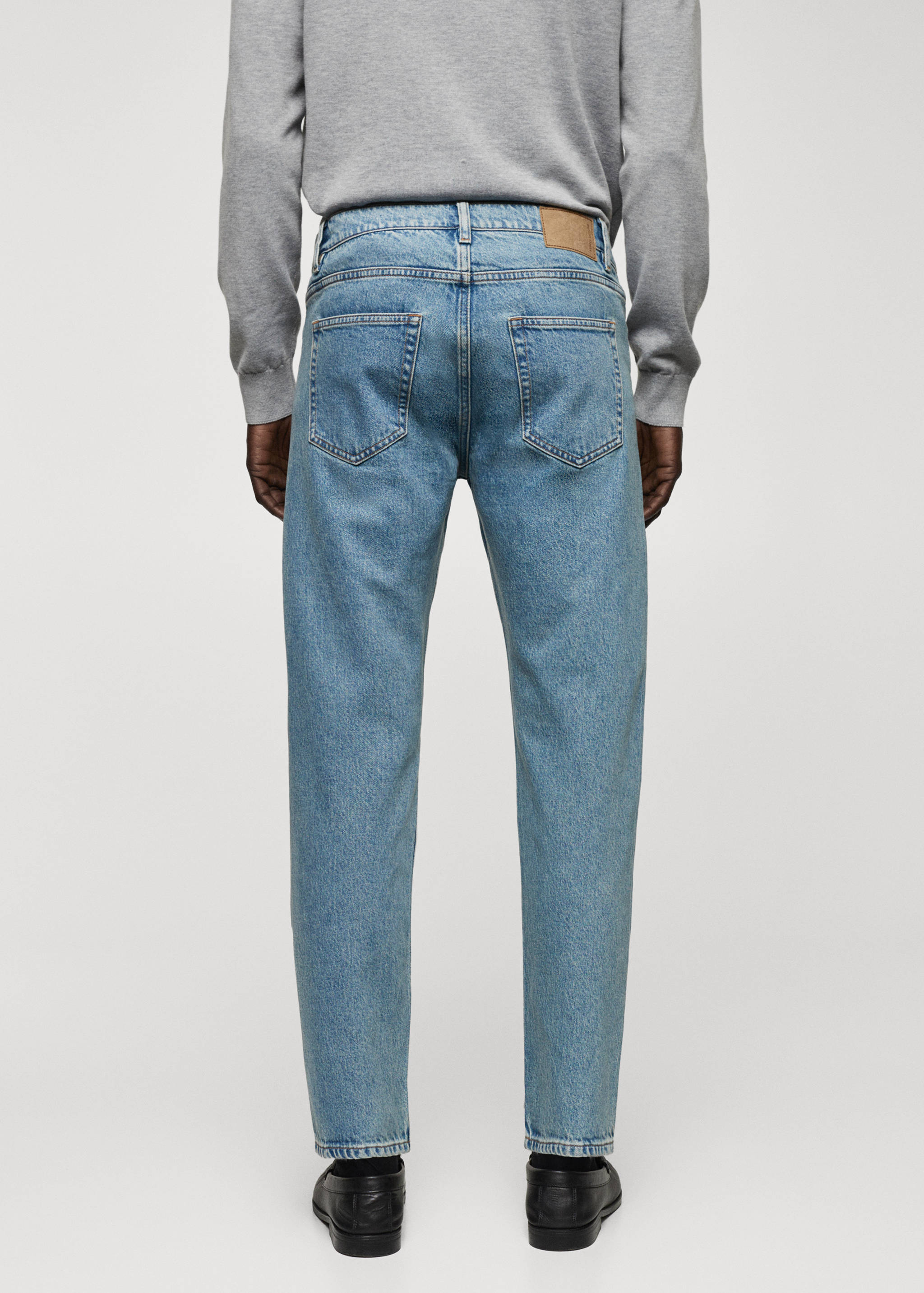 Tapered-fit jeans - Reverse of the article