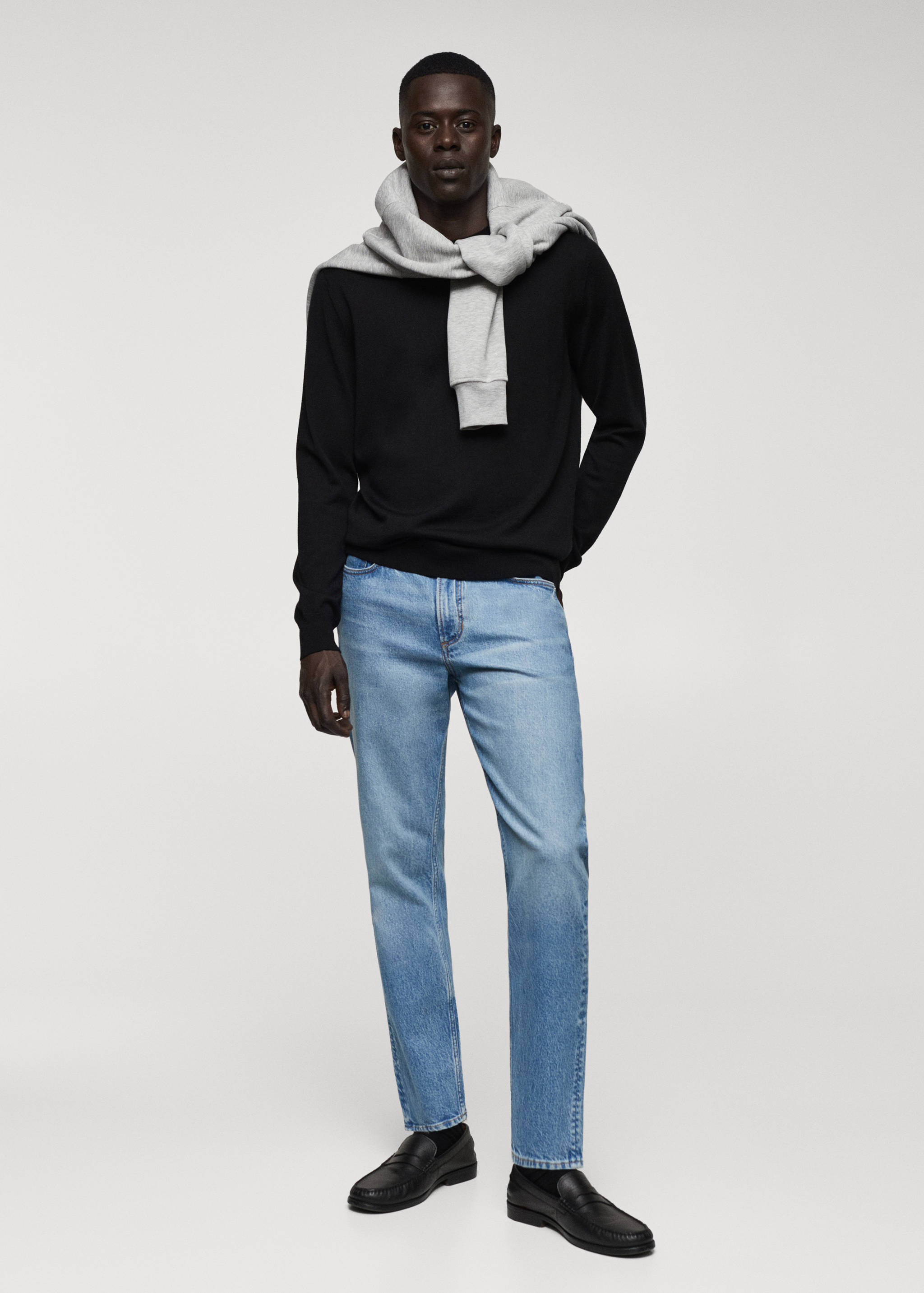 Tapered-fit jeans - General plane