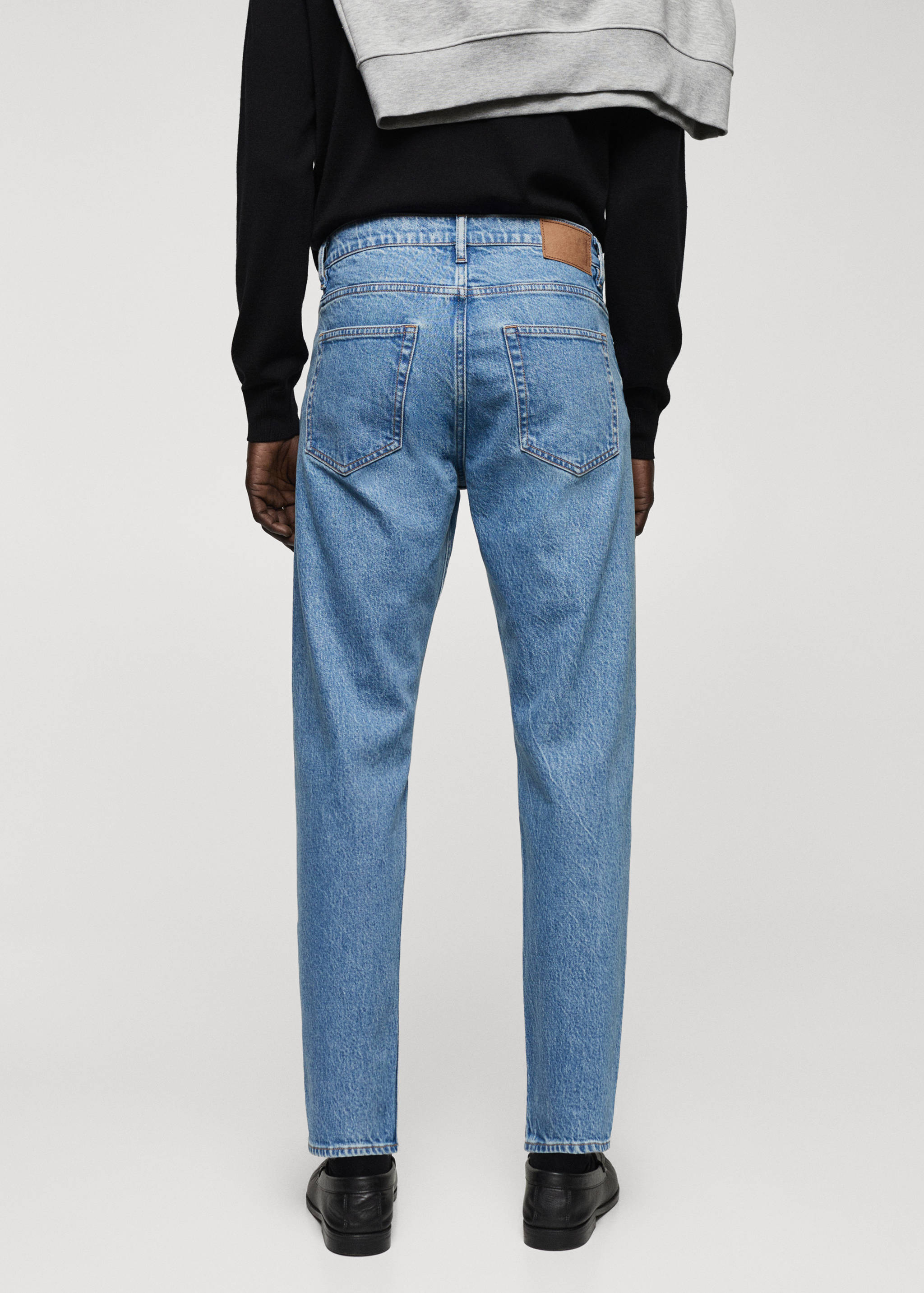 Tapered-fit jeans - Reverse of the article